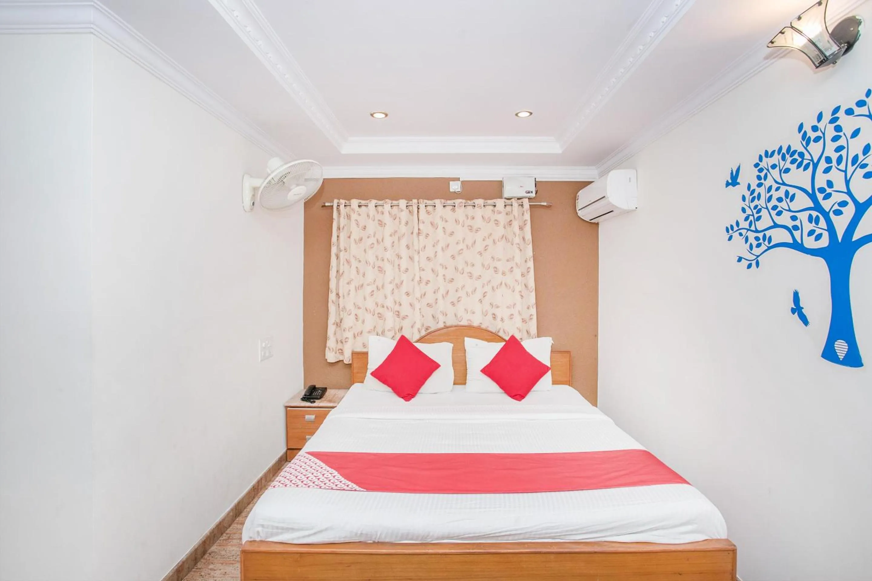 Bedroom in Hotel O Sree Balaji Residency