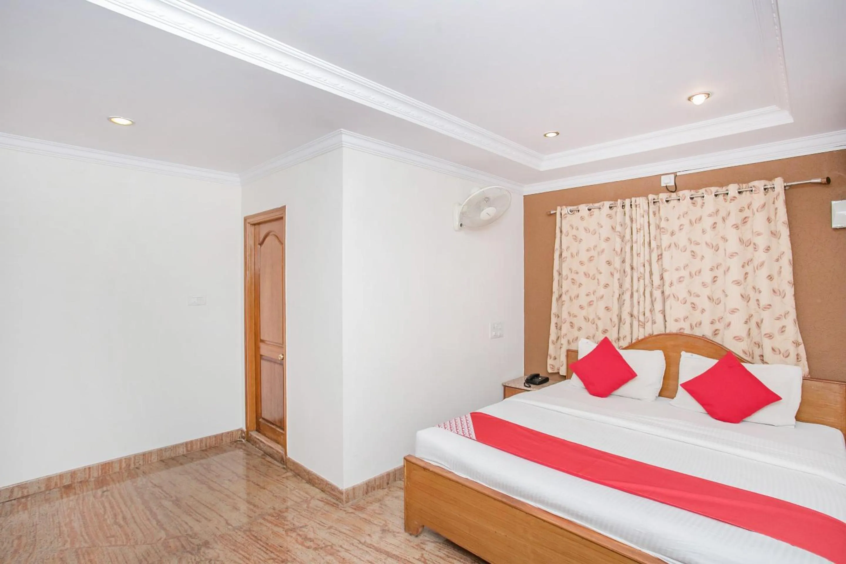 Bedroom in Hotel O Sree Balaji Residency