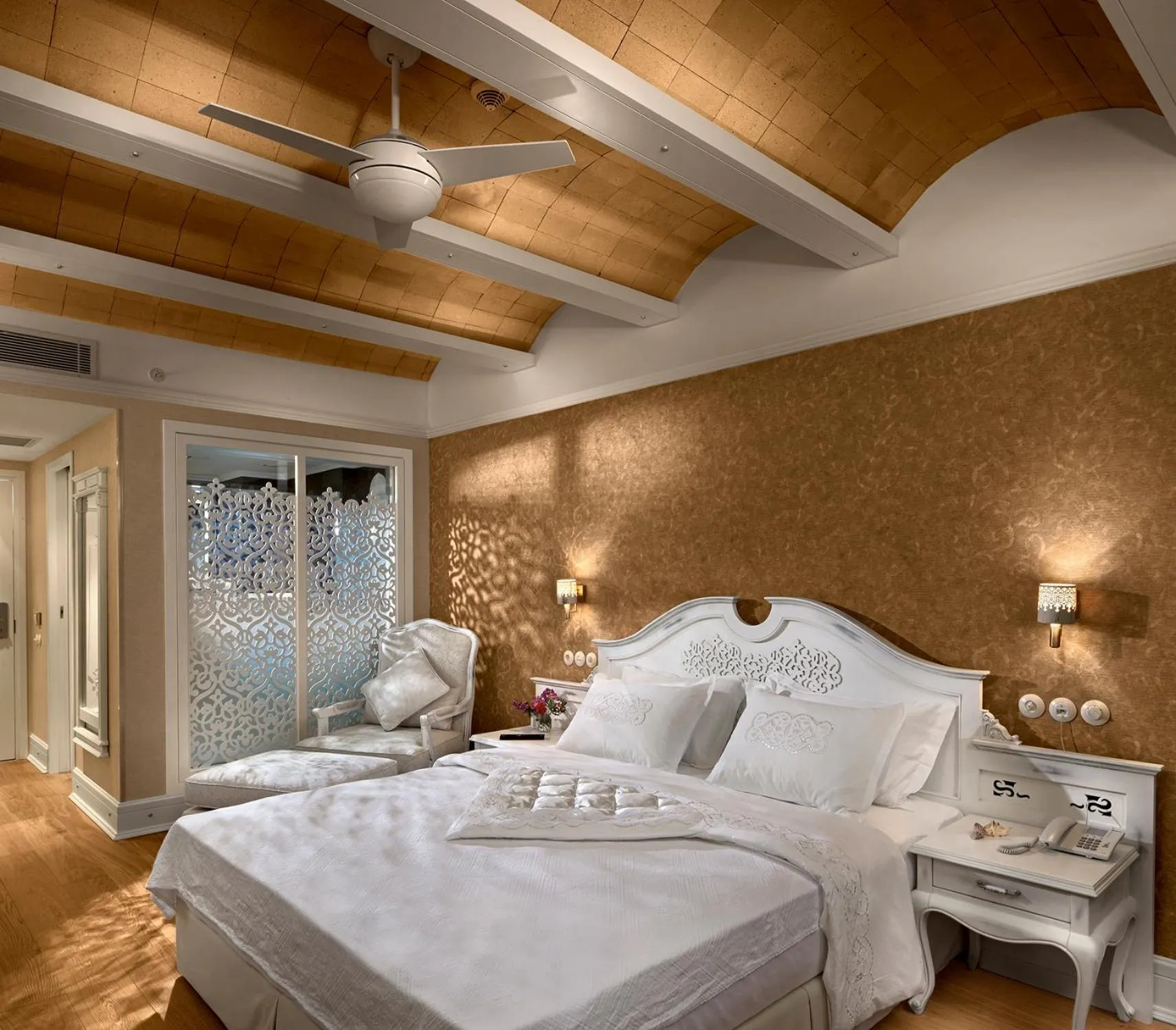 Photo of the whole room, Bed in Antmare Hotel