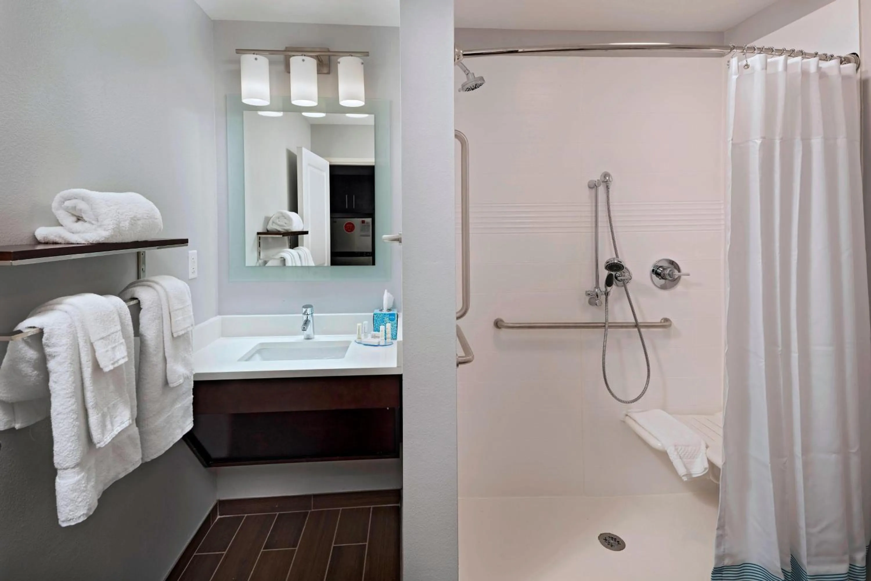 Bathroom in TownePlace Suites by Marriott Baton Rouge Port Allen