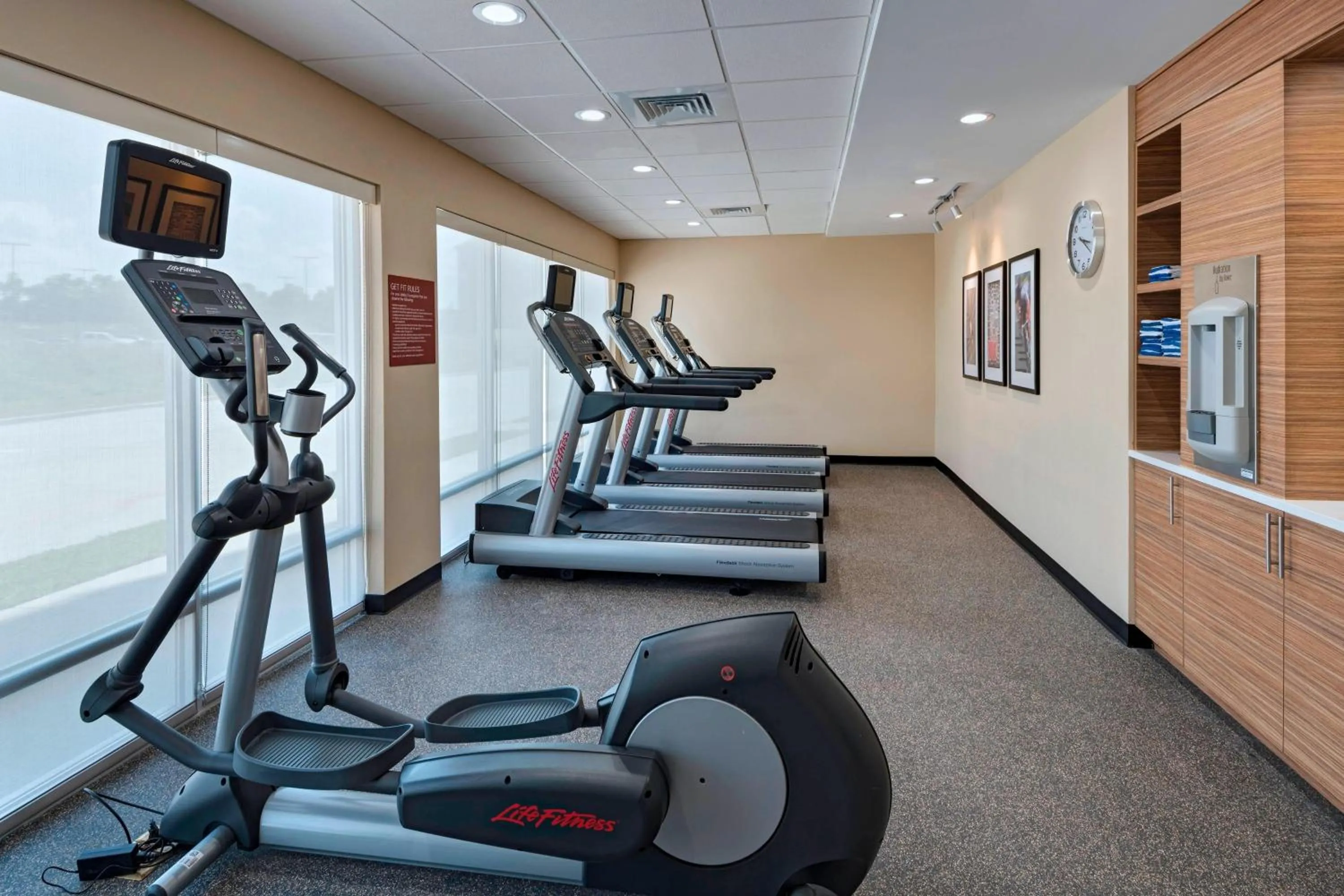Fitness centre/facilities in TownePlace Suites by Marriott Baton Rouge Port Allen
