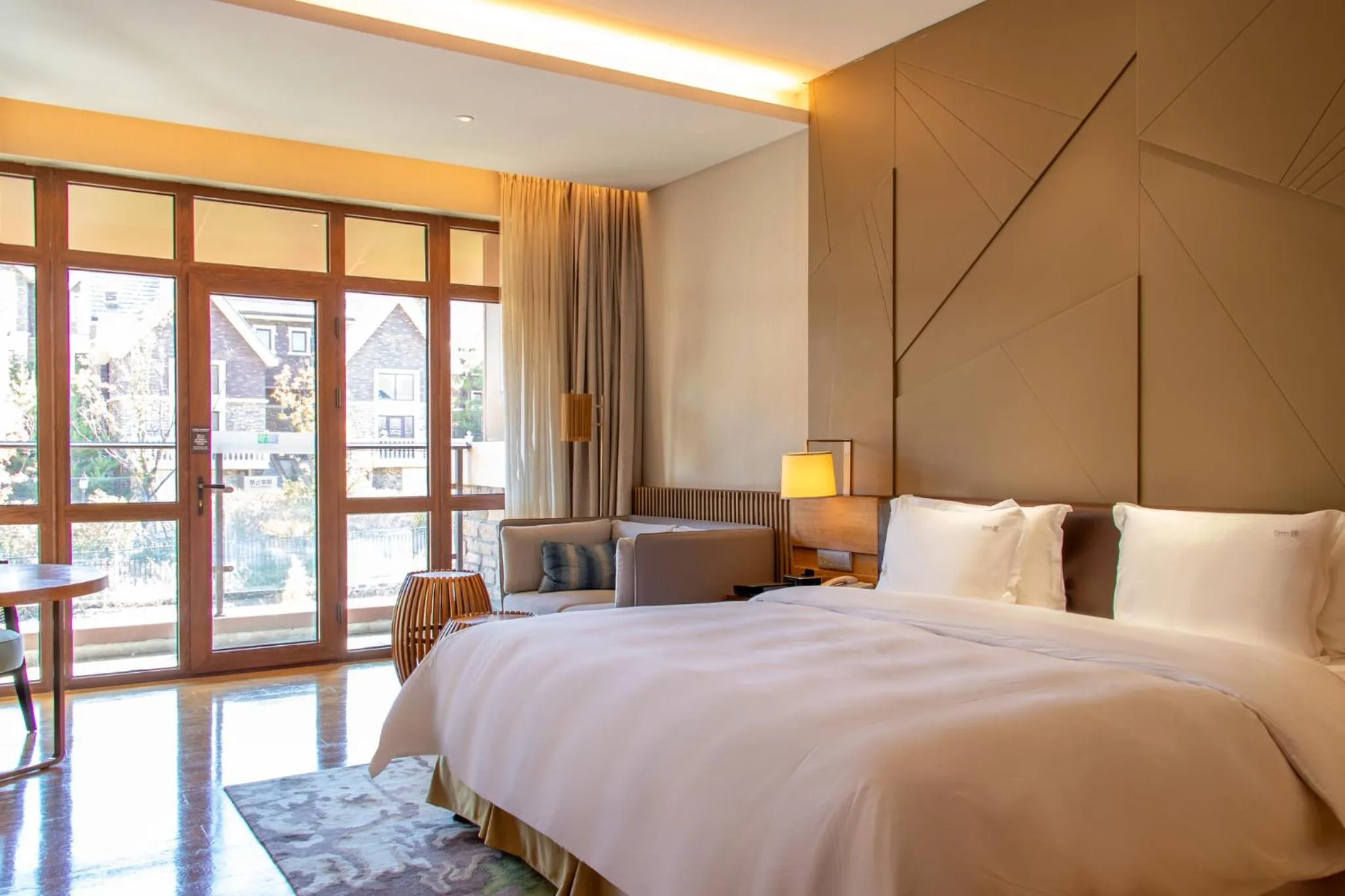 Photo of the whole room in Holiday Inn Resort Zhangjiakou Chongli, an IHG Hotel