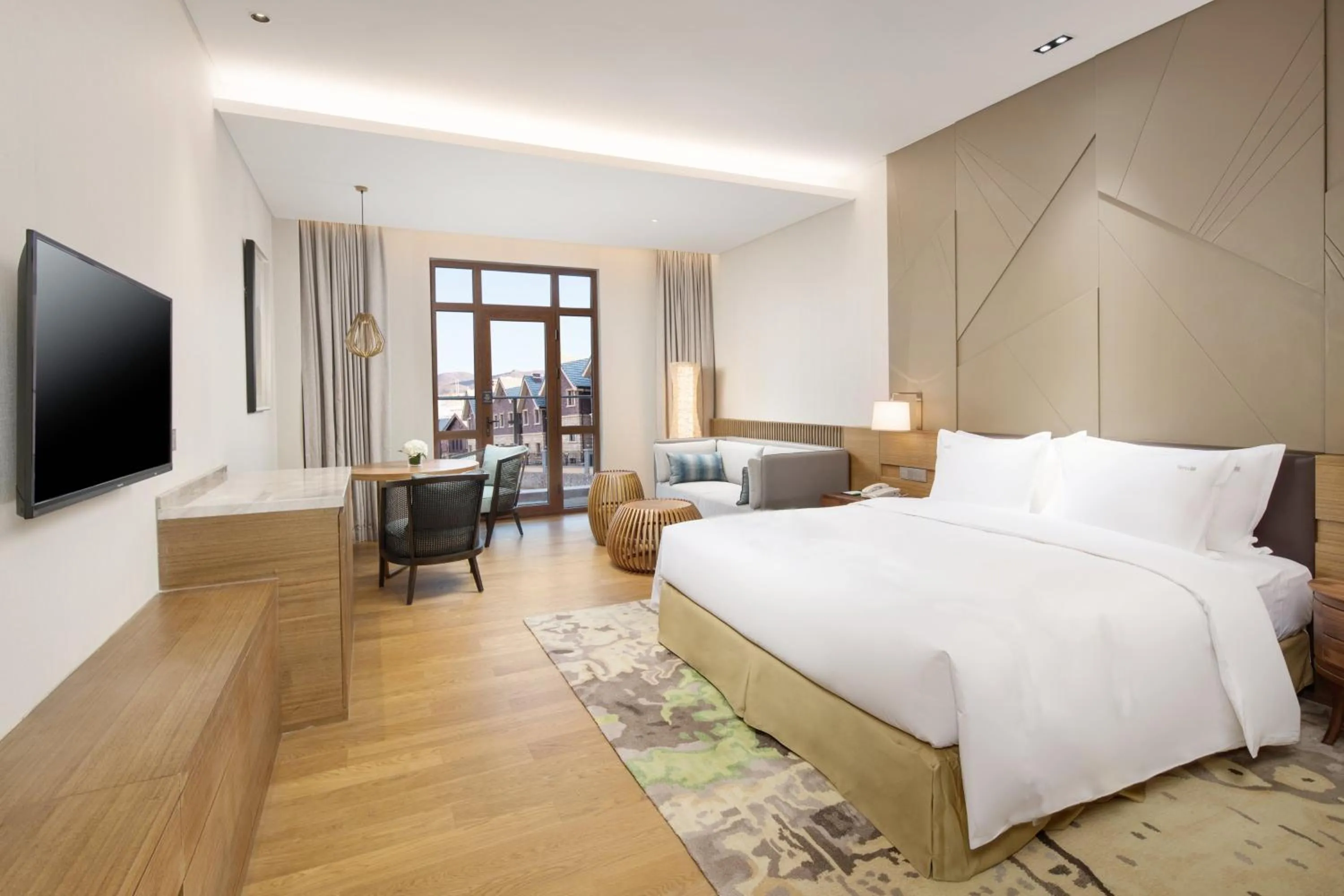 Photo of the whole room in Holiday Inn Resort Zhangjiakou Chongli, an IHG Hotel