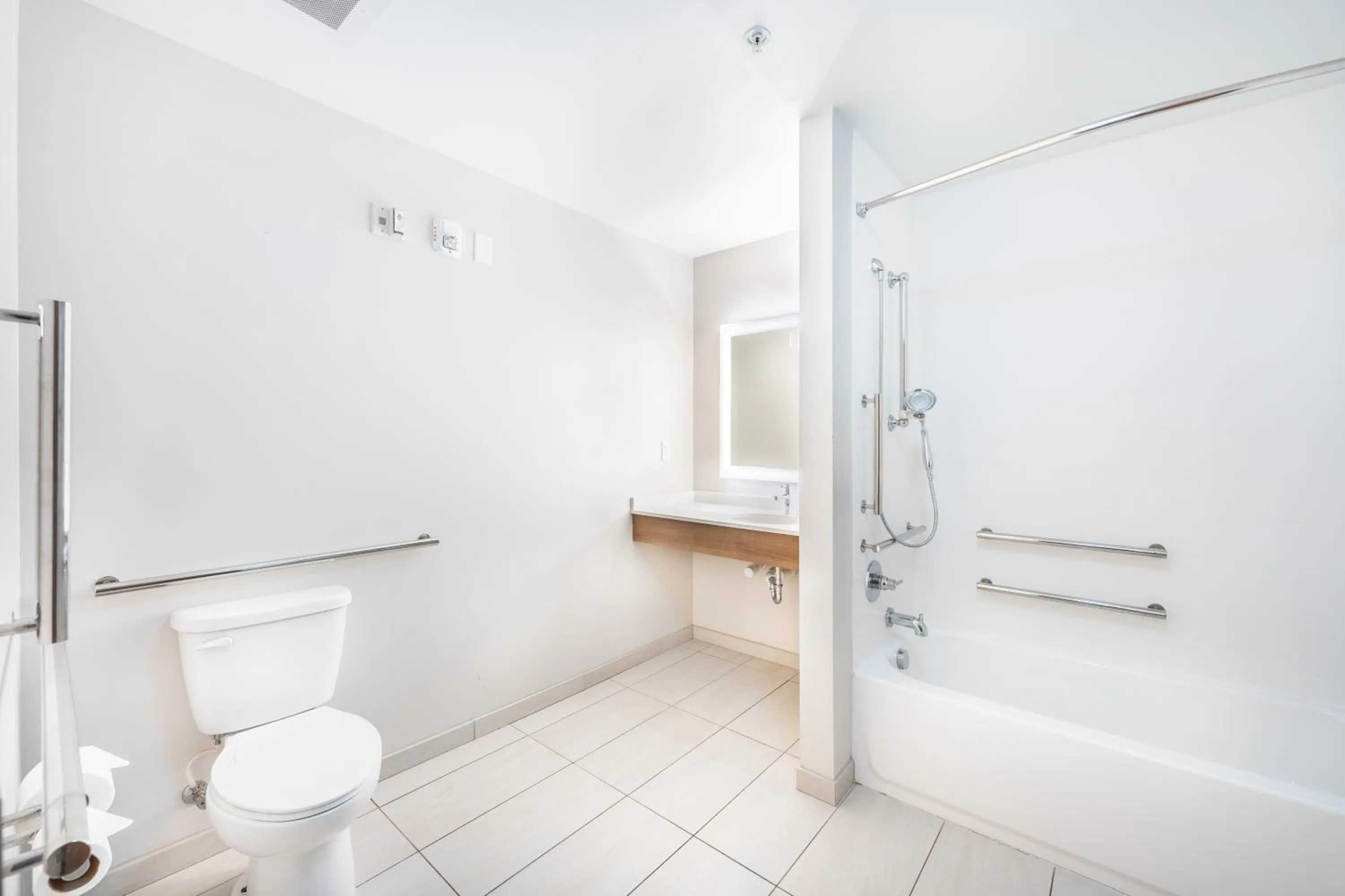 Holiday Inn Express & Suites Nashville North - Springfield by IHG