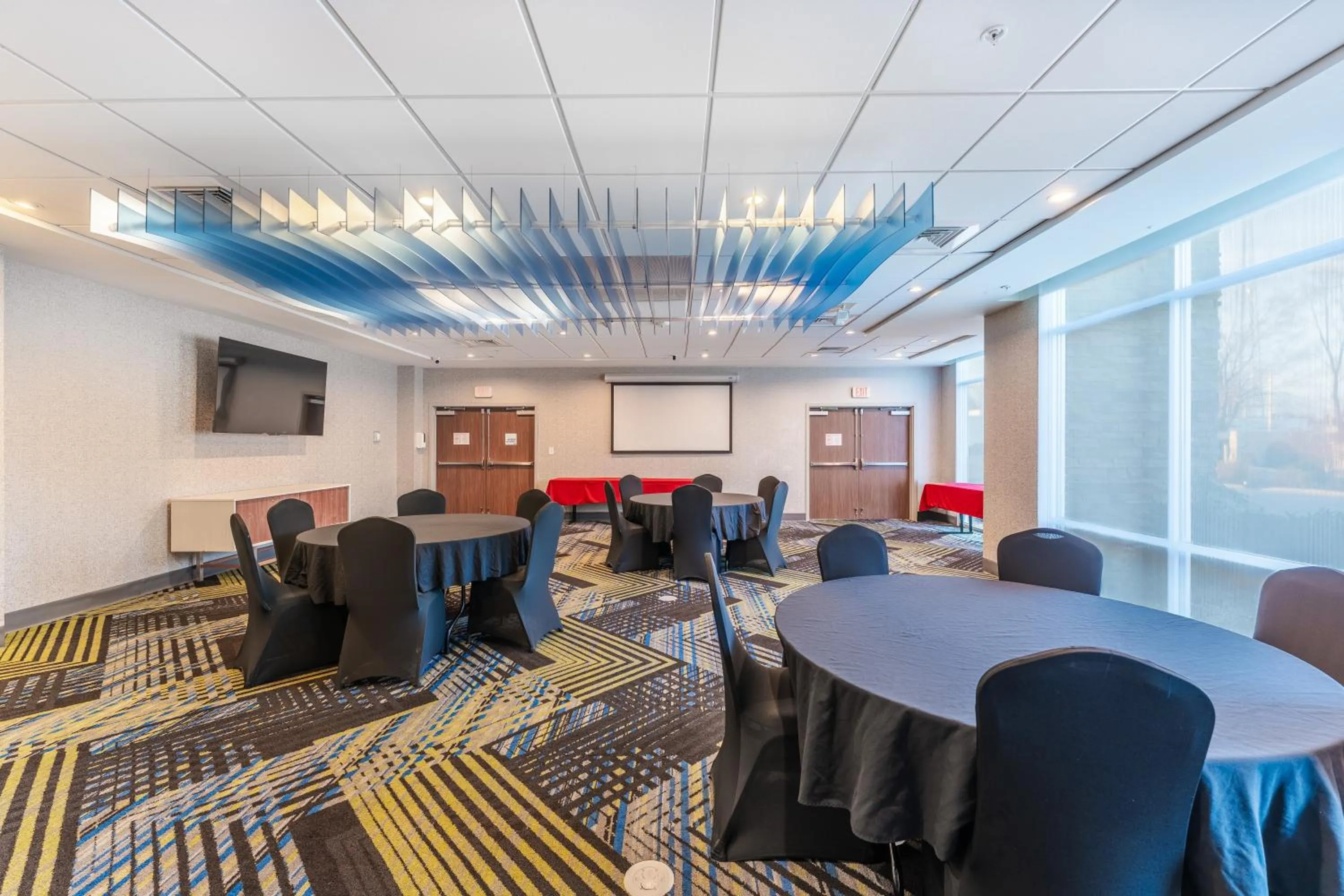 Holiday Inn Express & Suites Nashville North - Springfield by IHG