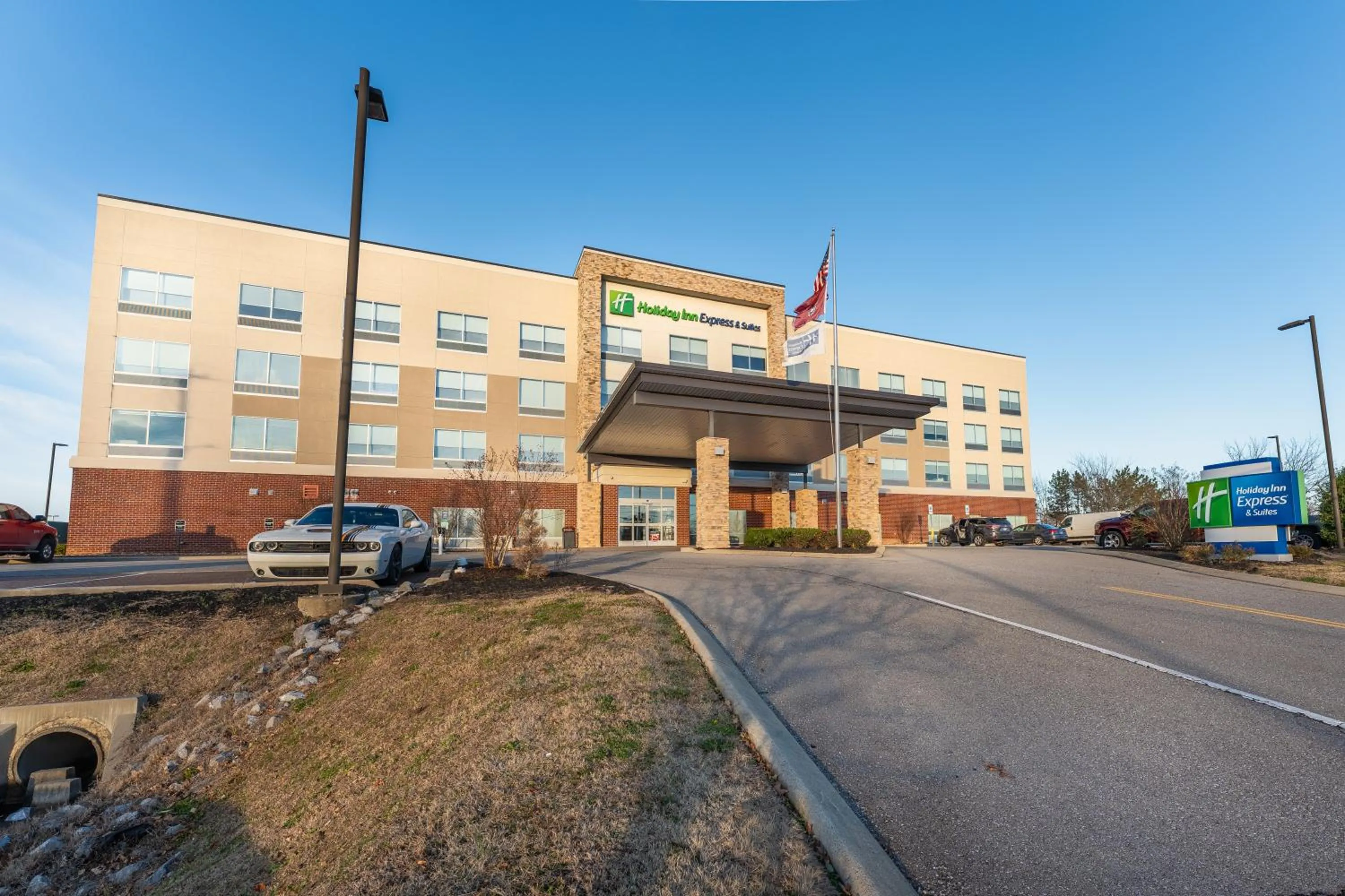 Holiday Inn Express & Suites Nashville North - Springfield by IHG