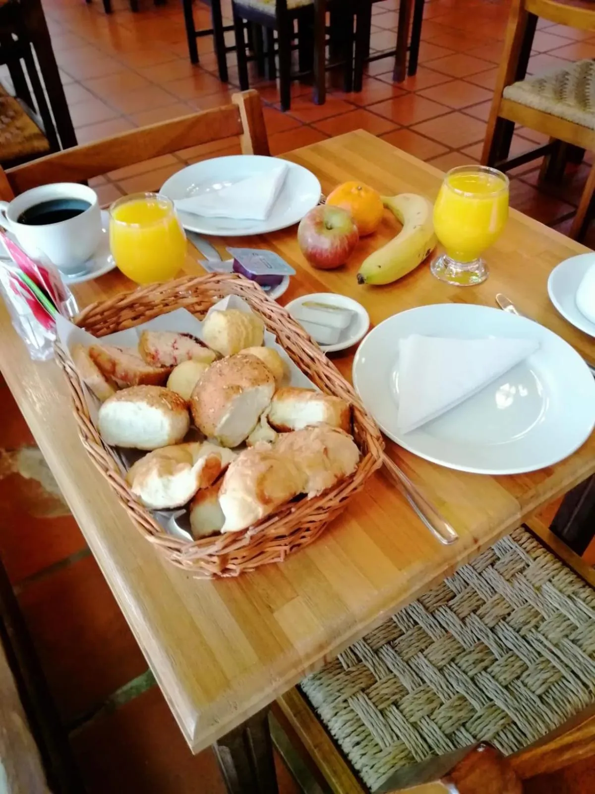 Food and drinks in Don Antonio Posada