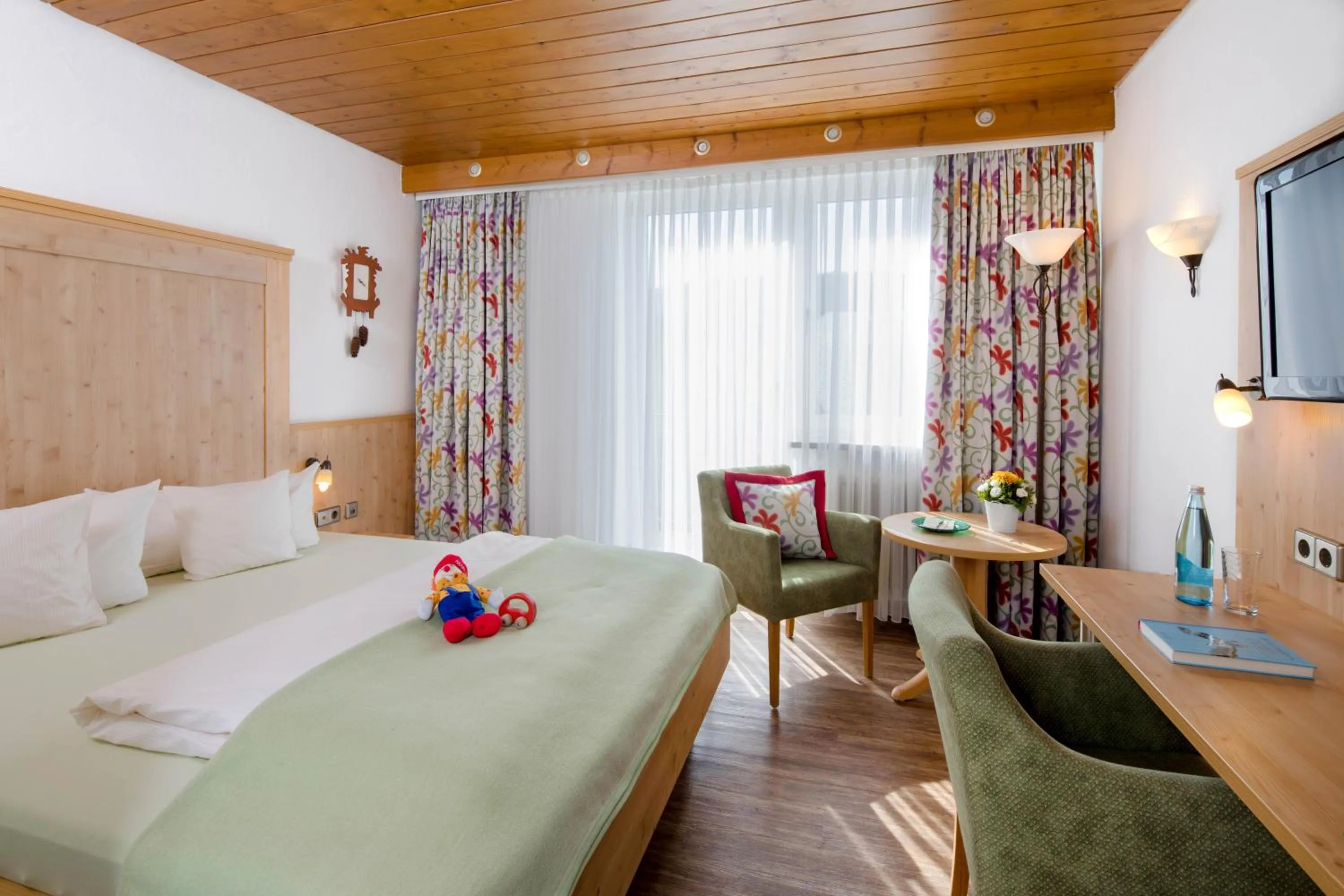Photo of the whole room, Bed in Hotel Engel - Familotel Hochschwarzwald