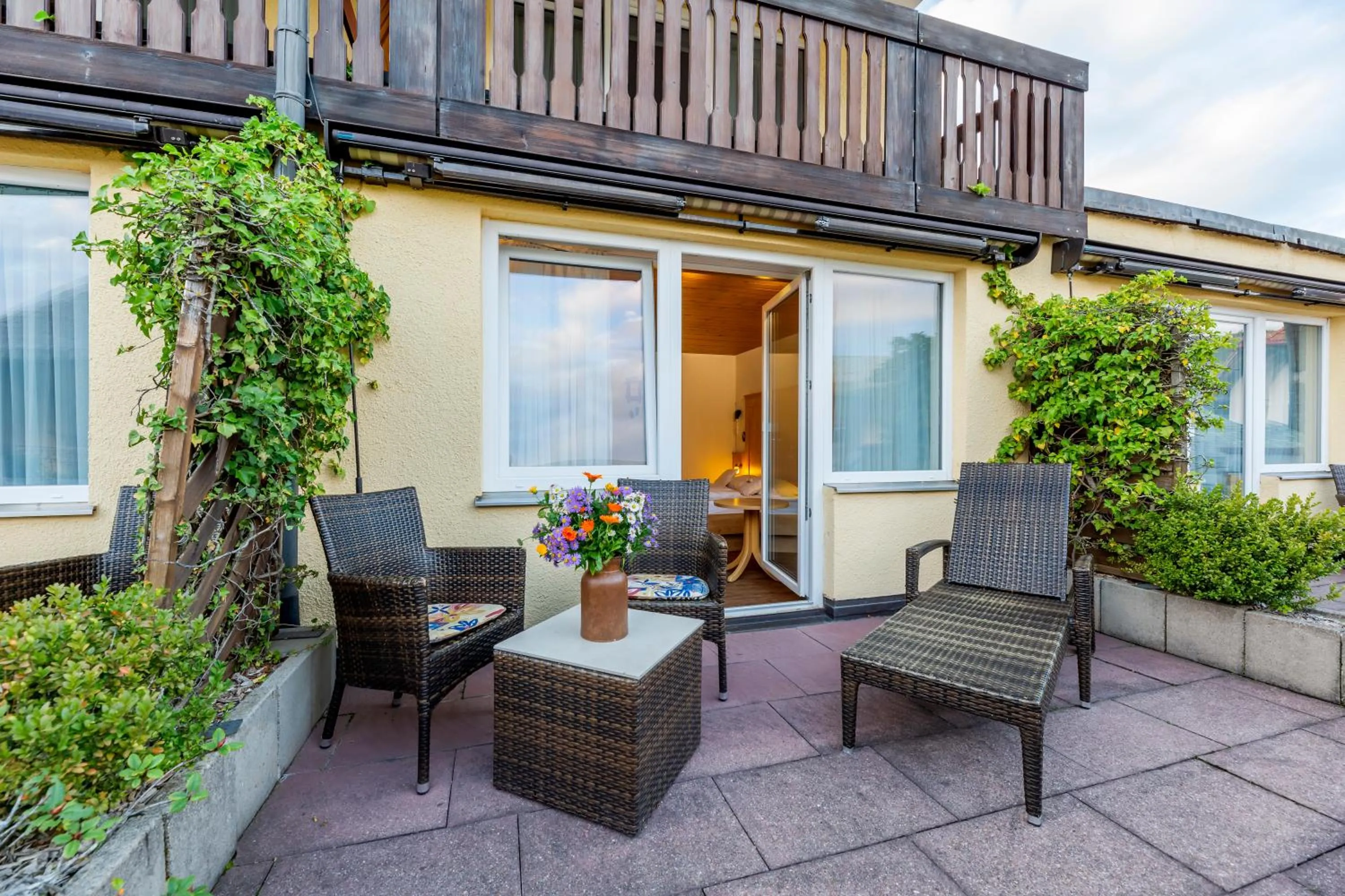 Patio in Hotel Engel - Familotel Hochschwarzwald