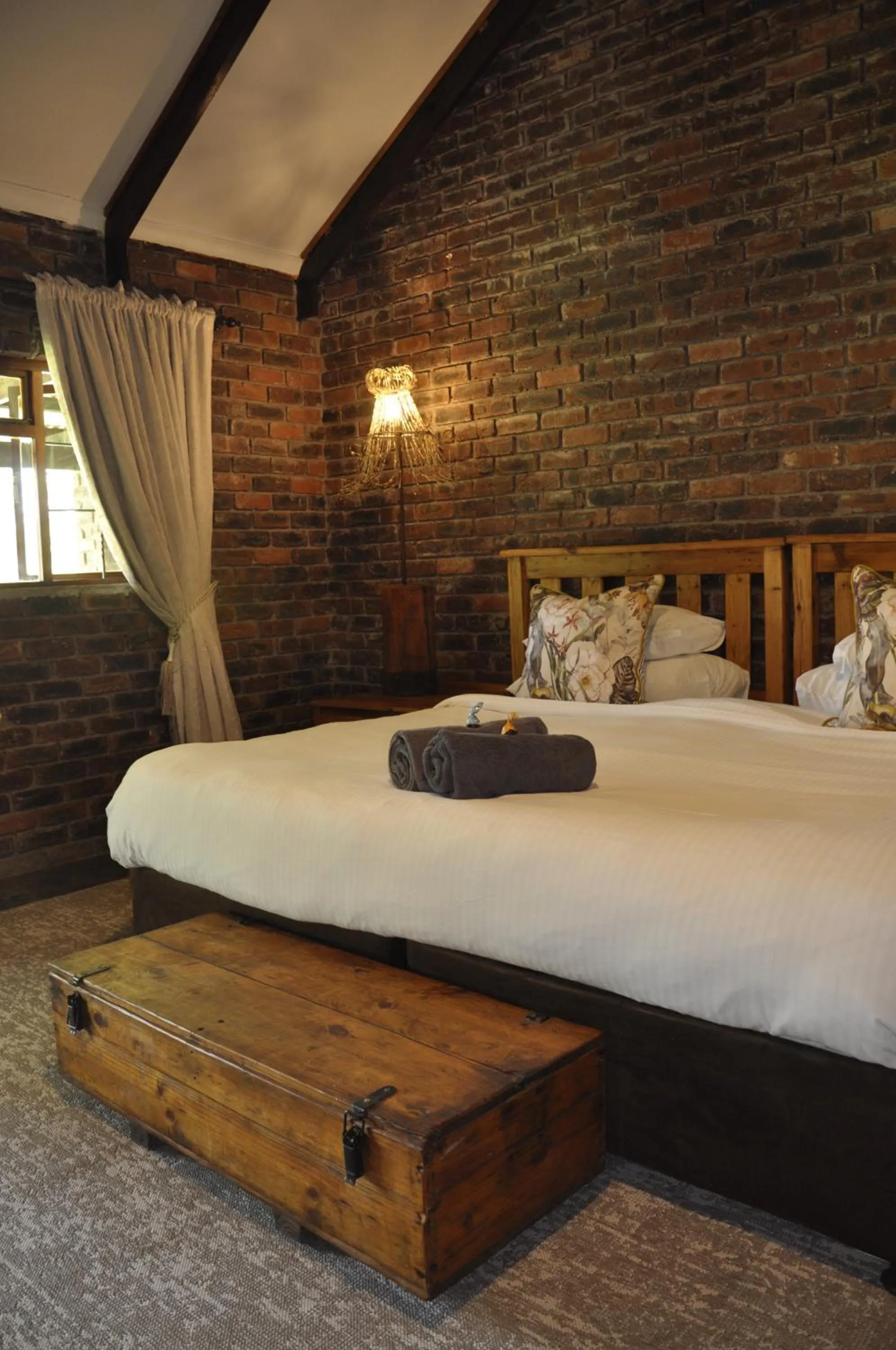 Bed in Grincourt B&B- with No Load shedding