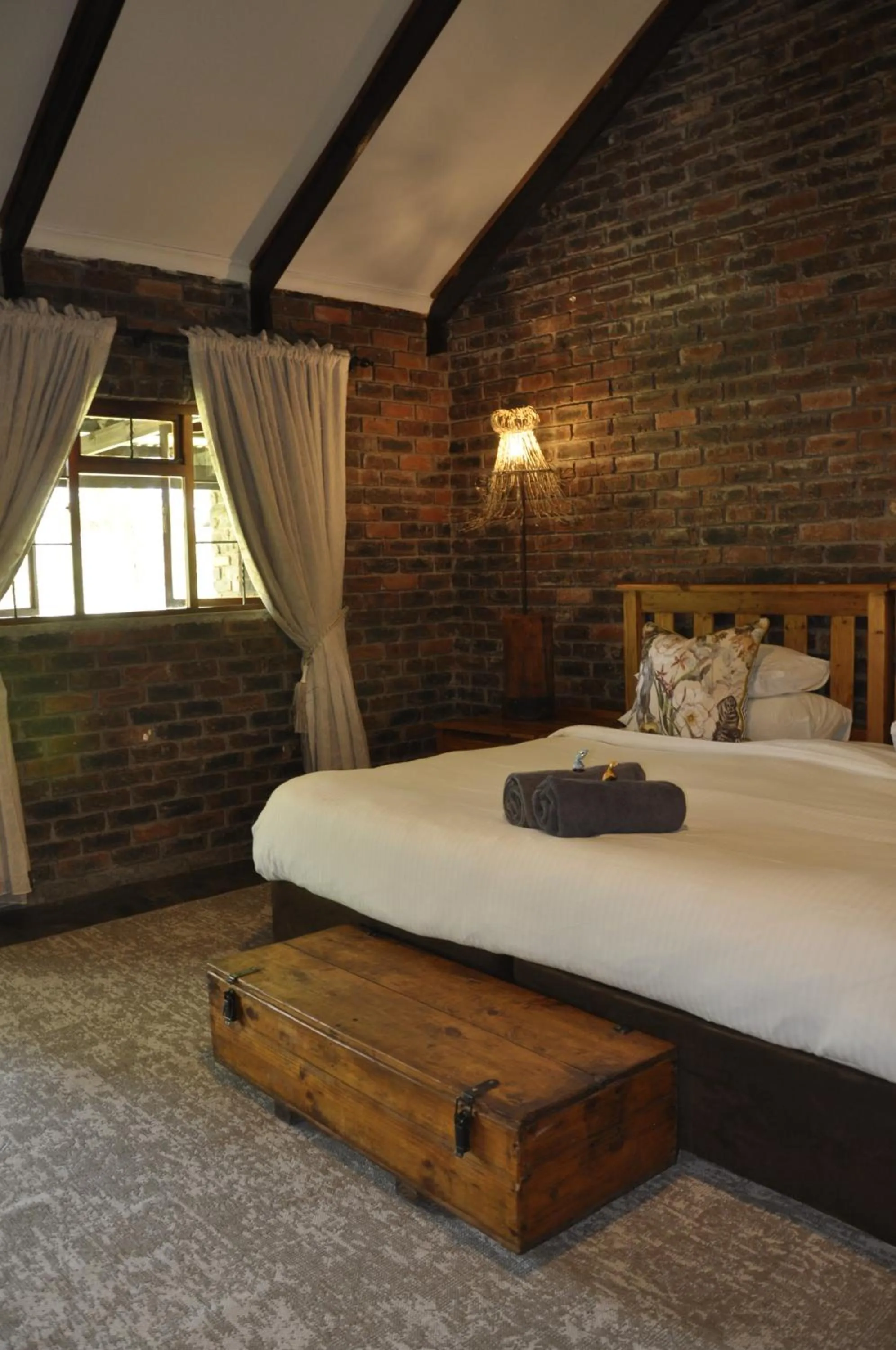 Bed in Grincourt B&B- with No Load shedding