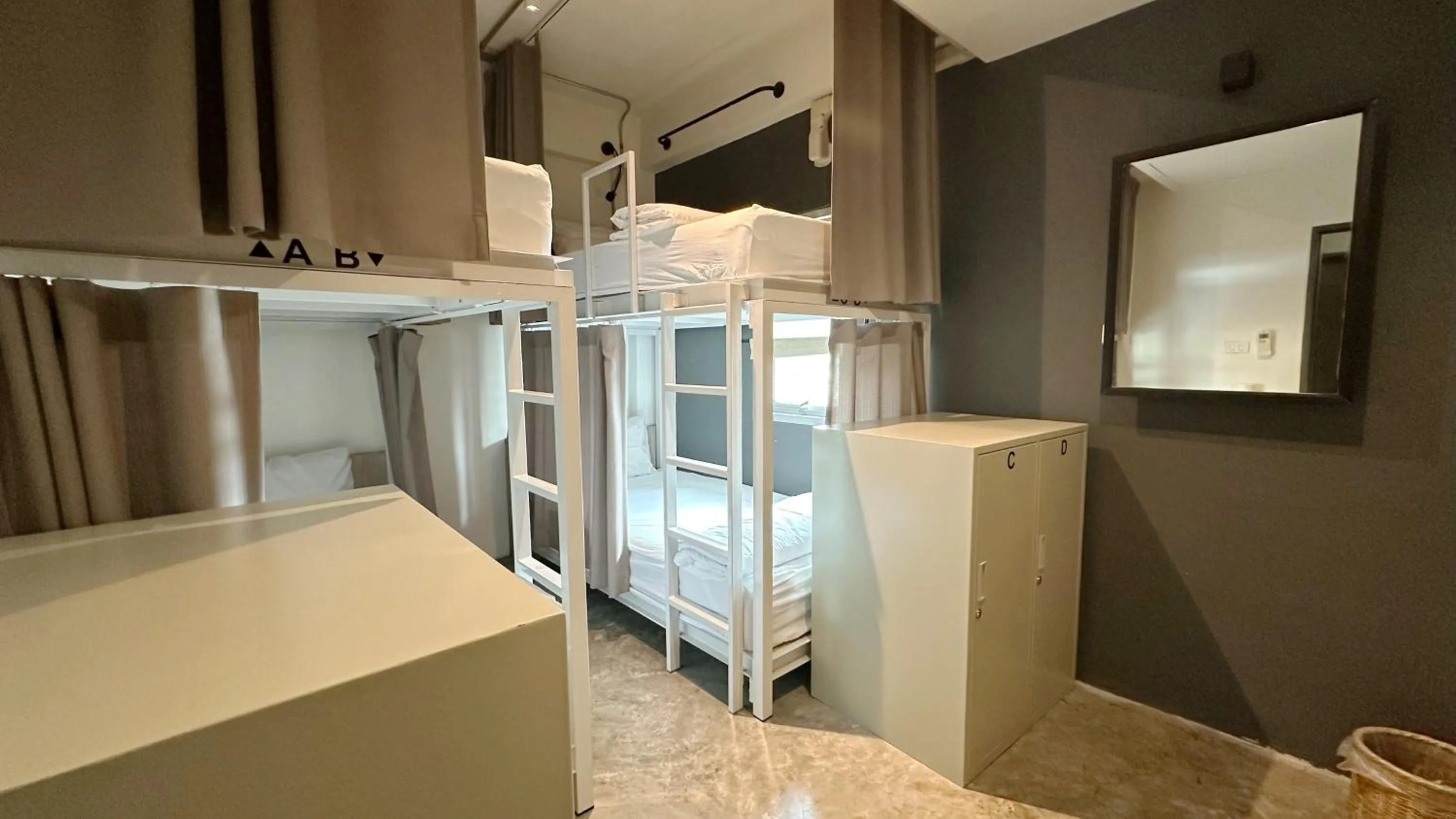 Bed in Jam Hostel Bangkok