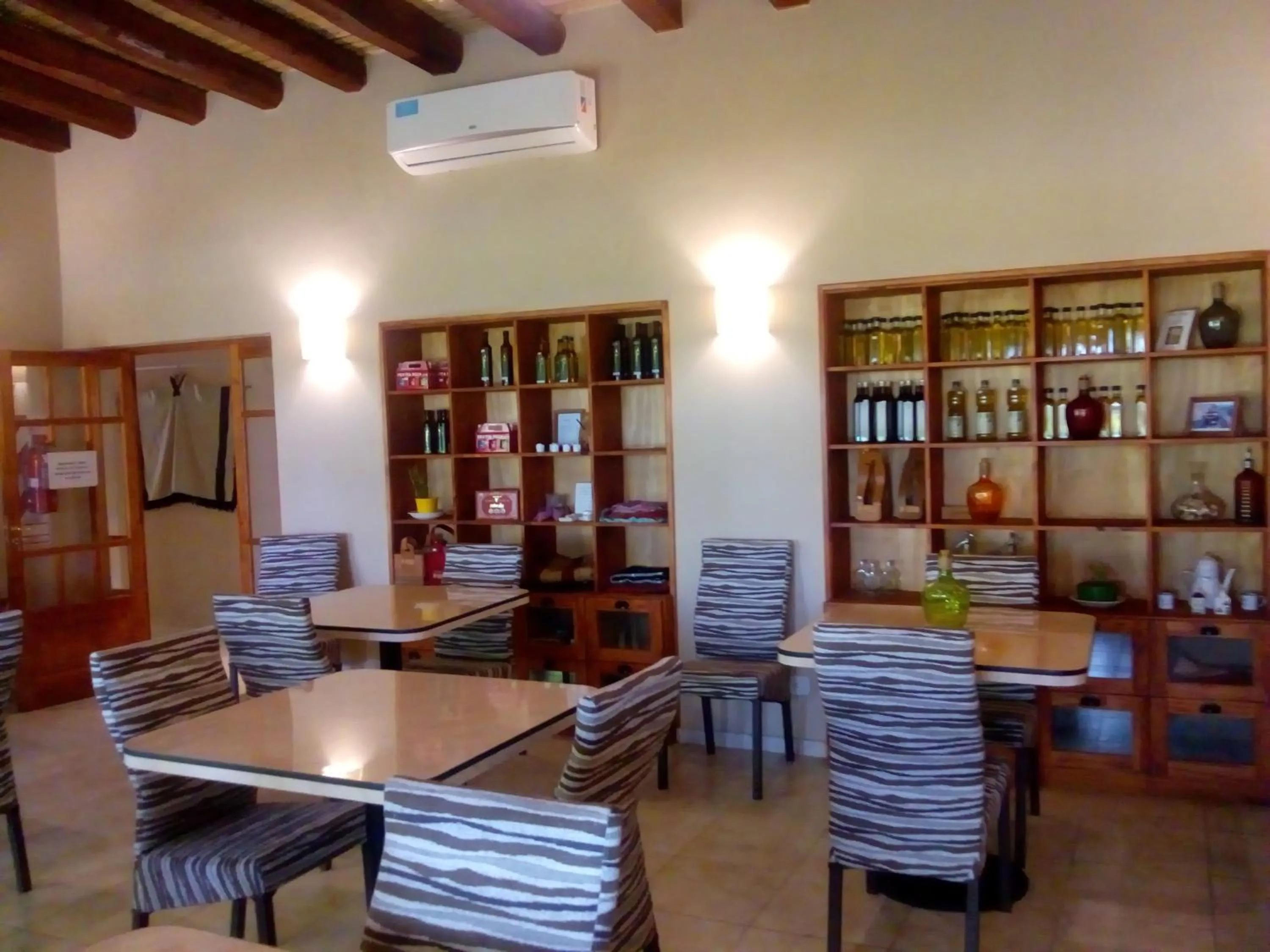 Banquet/Function facilities in Posada Cavieres Wine Farm