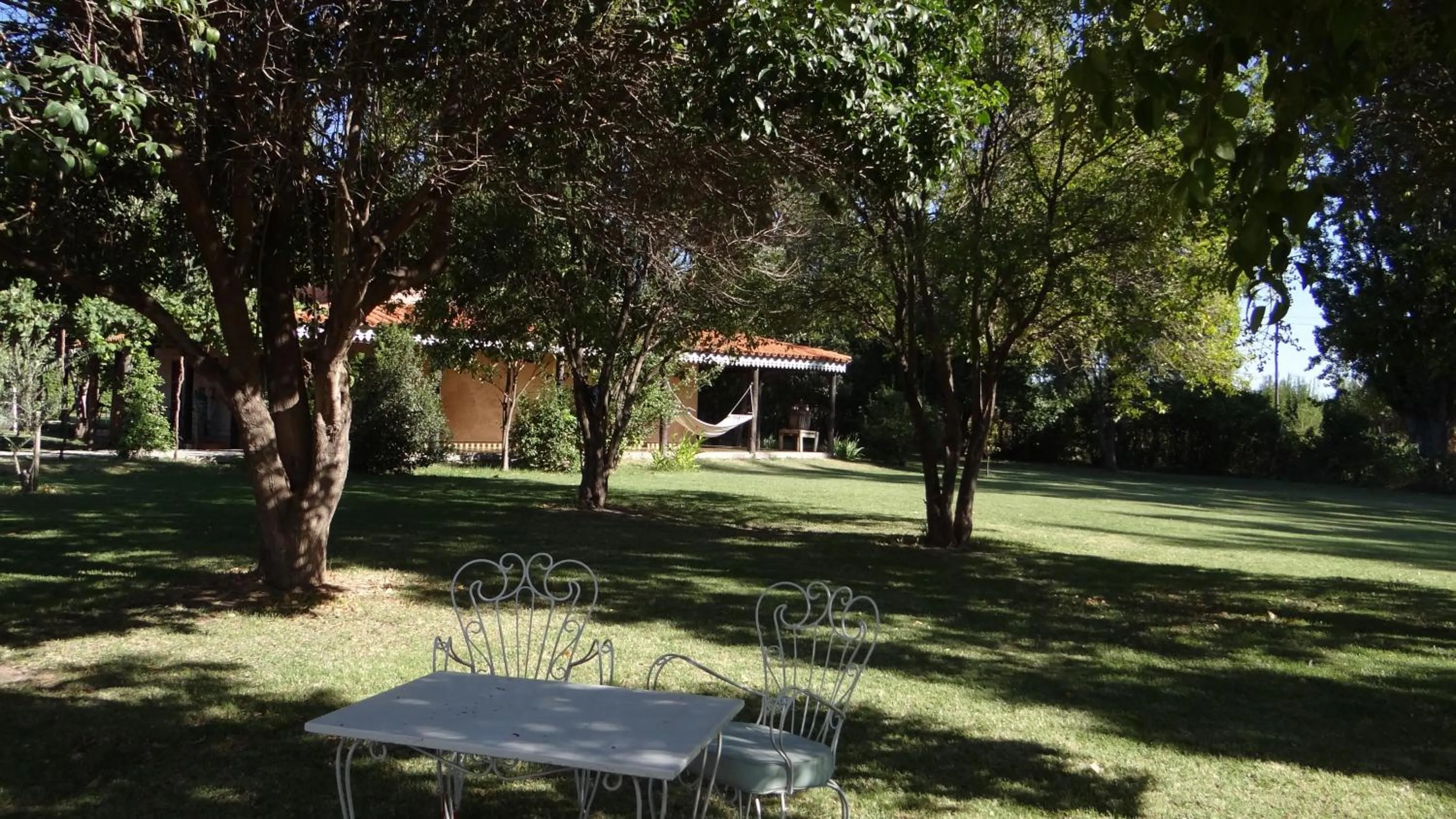Facade/entrance in Posada Cavieres Wine Farm