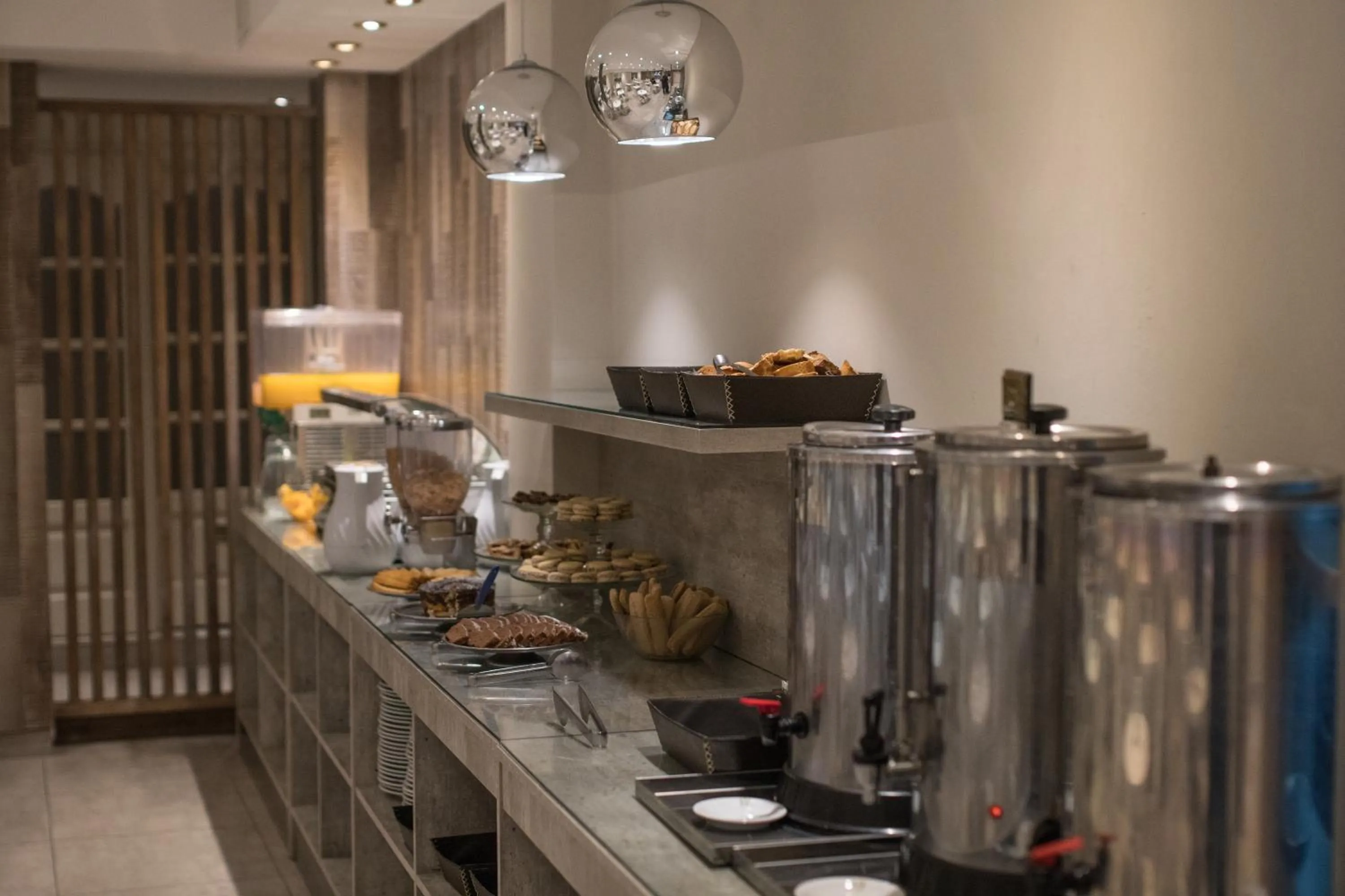 Buffet breakfast in Prince Hotel