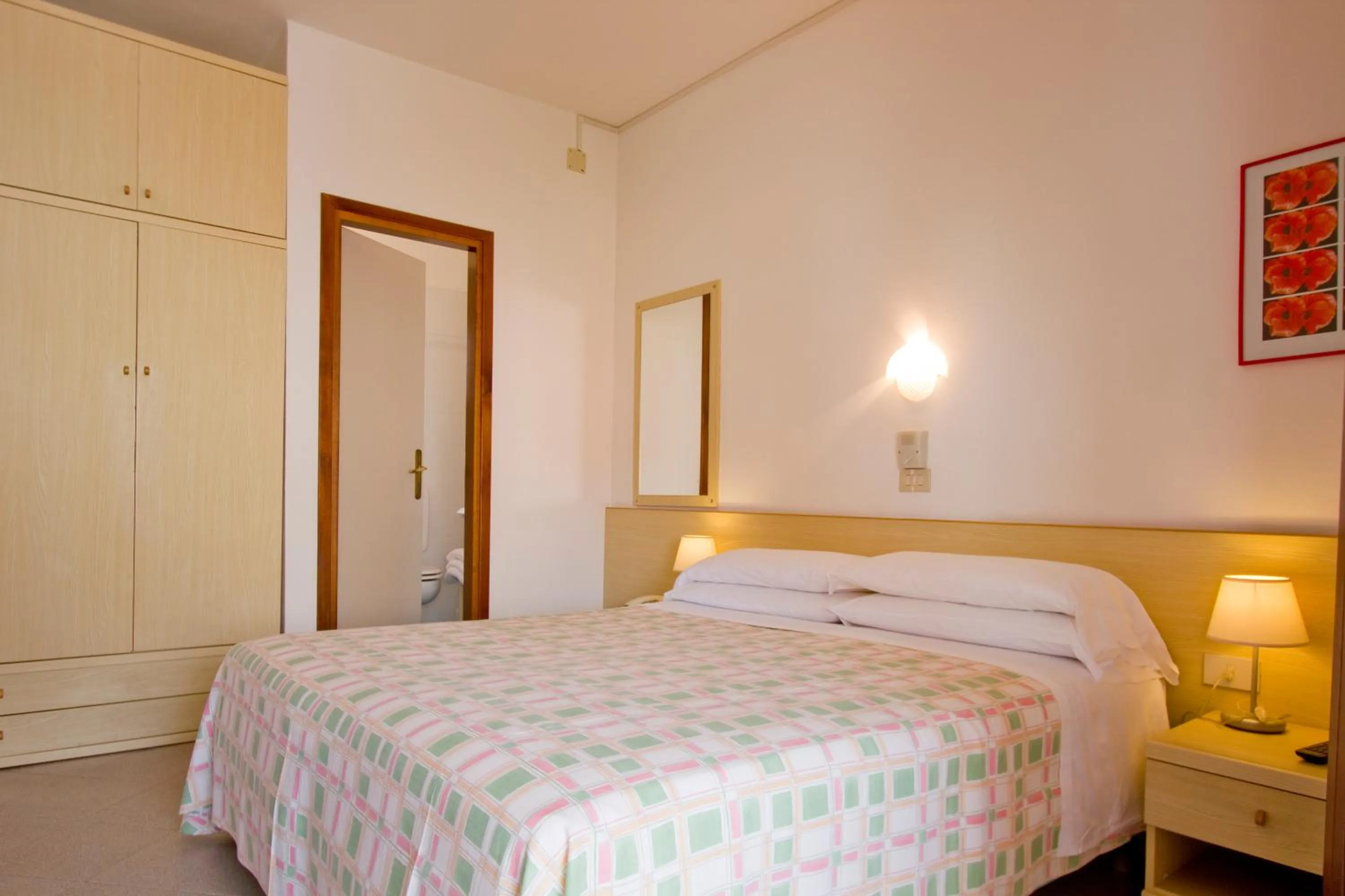 Bedroom, Bed in Hotel Desiree