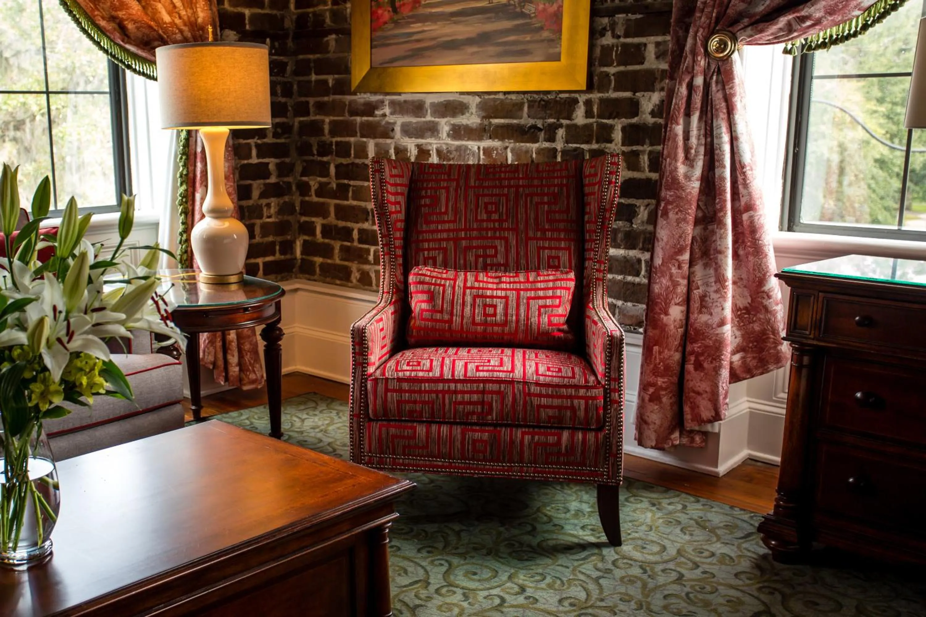 Seating area in East Bay Inn, Historic Inns of Savannah Collection