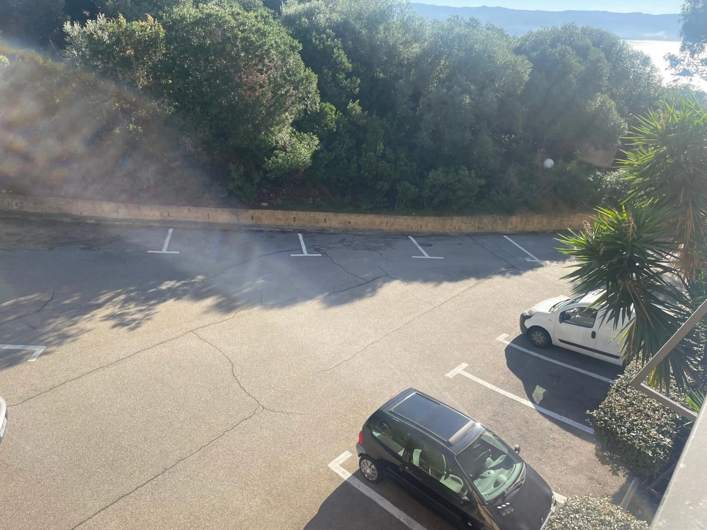 Parking in Creste E Mare