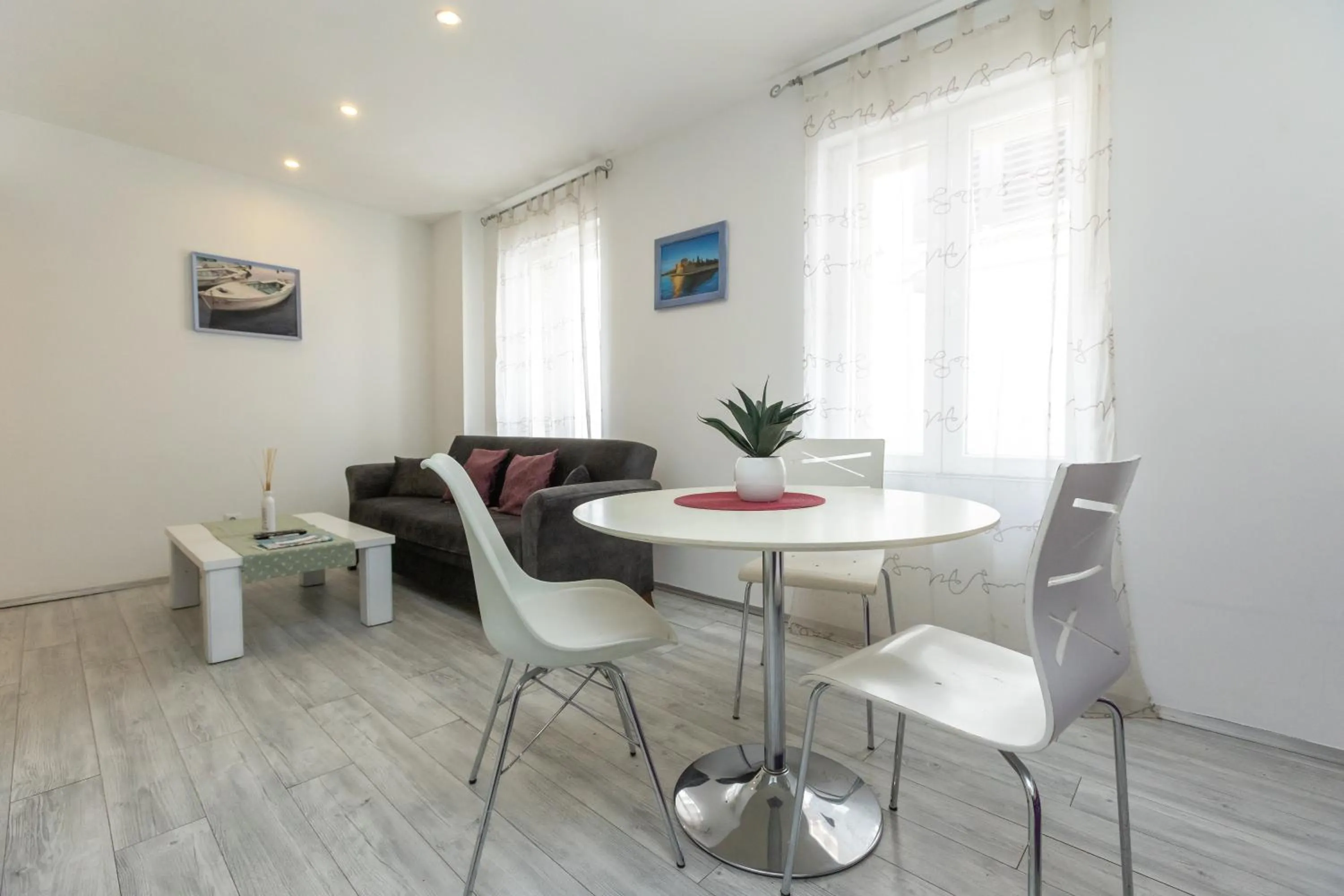 Alpha loft 1BR apartment in center