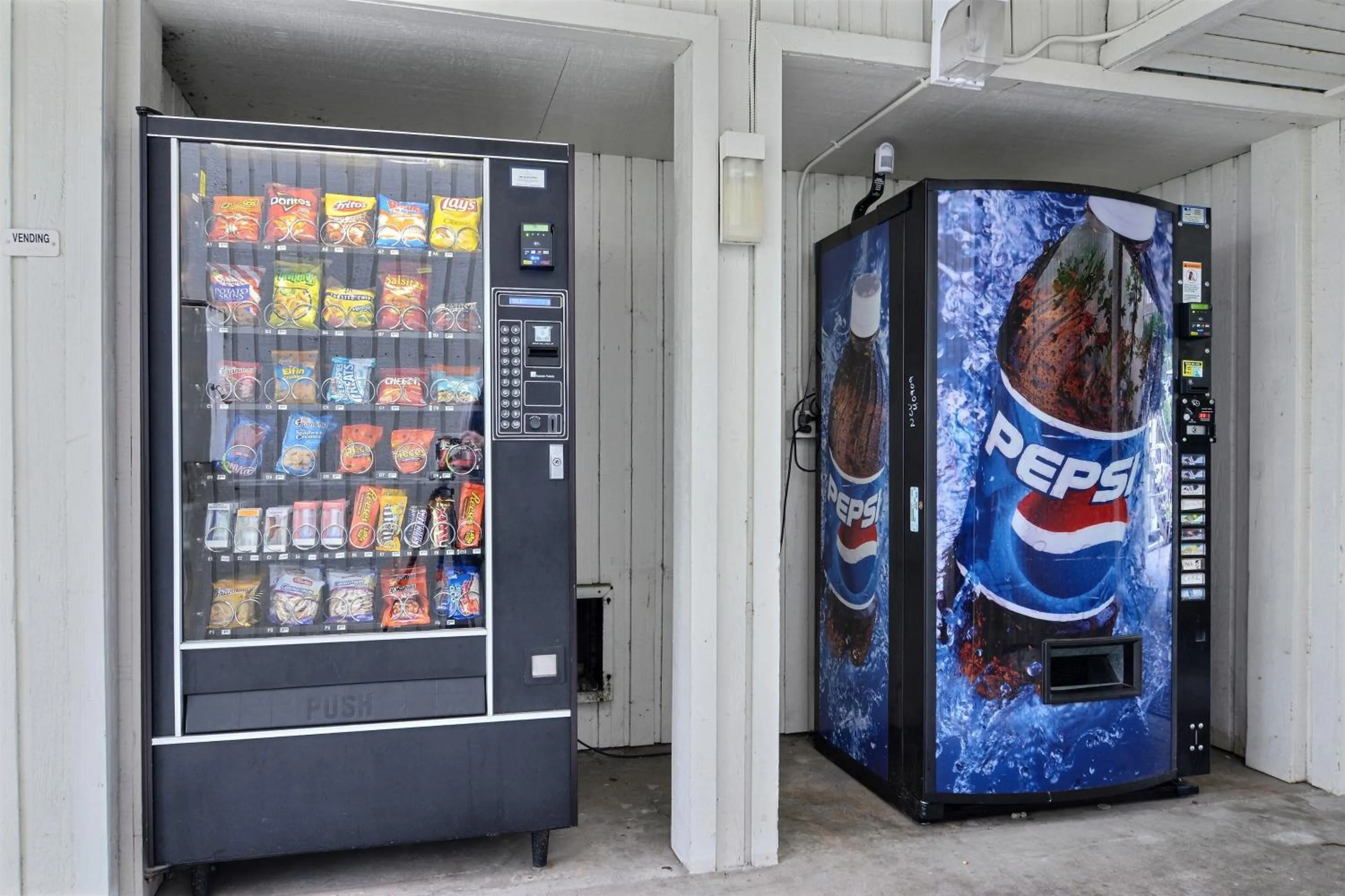 vending machine in Motel 6-Seattle, WA - South