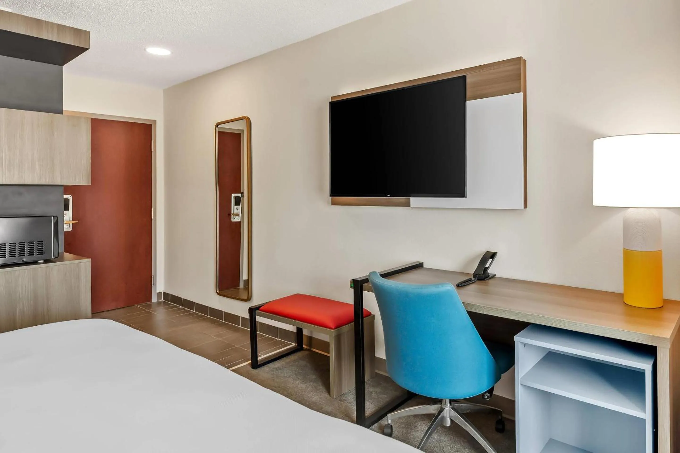 Bedroom, Bed in Comfort Inn Emporia