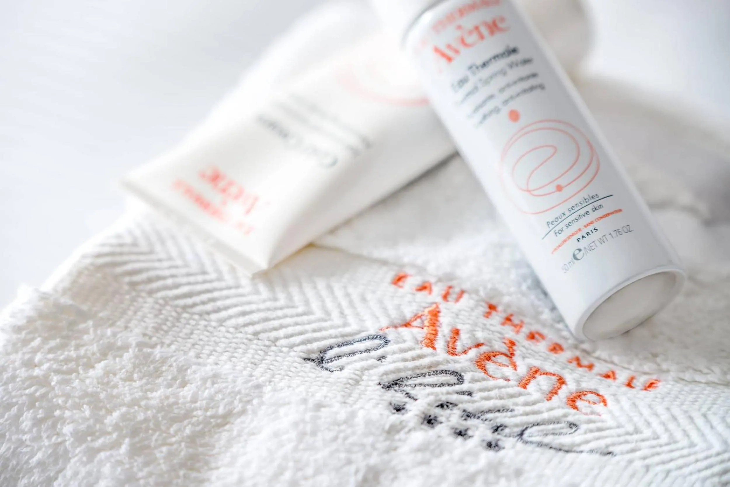 towels in Eau Thermale Avène l'hôtel