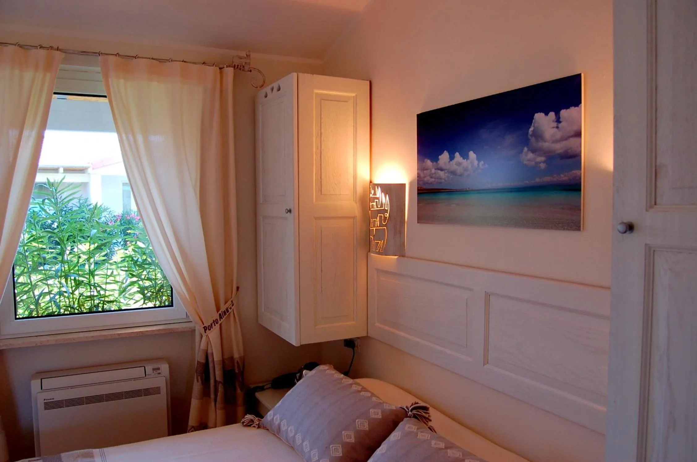 Decorative detail, Bed in Hotel Budoni Beach