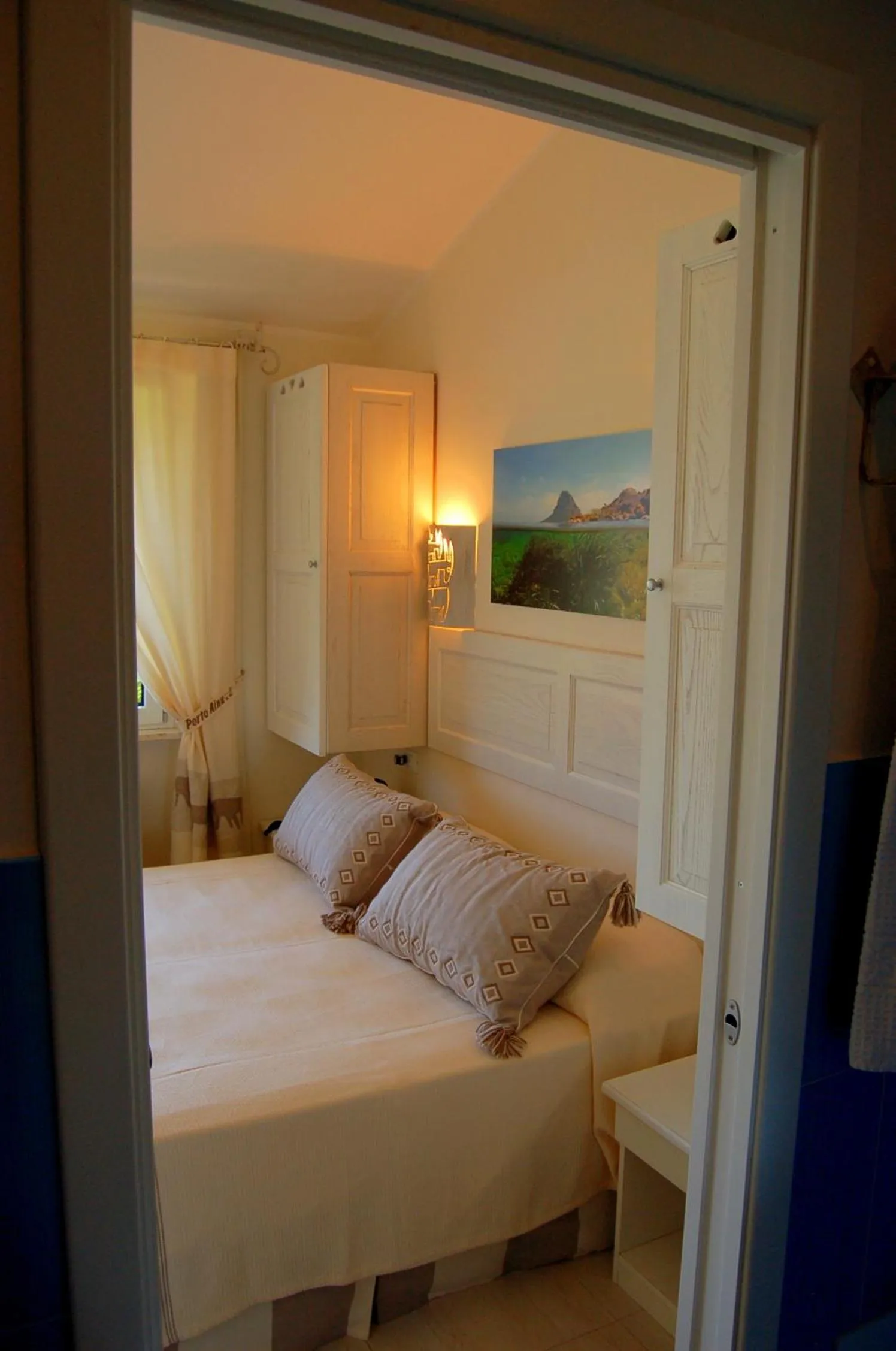 Photo of the whole room, Bed in Hotel Budoni Beach