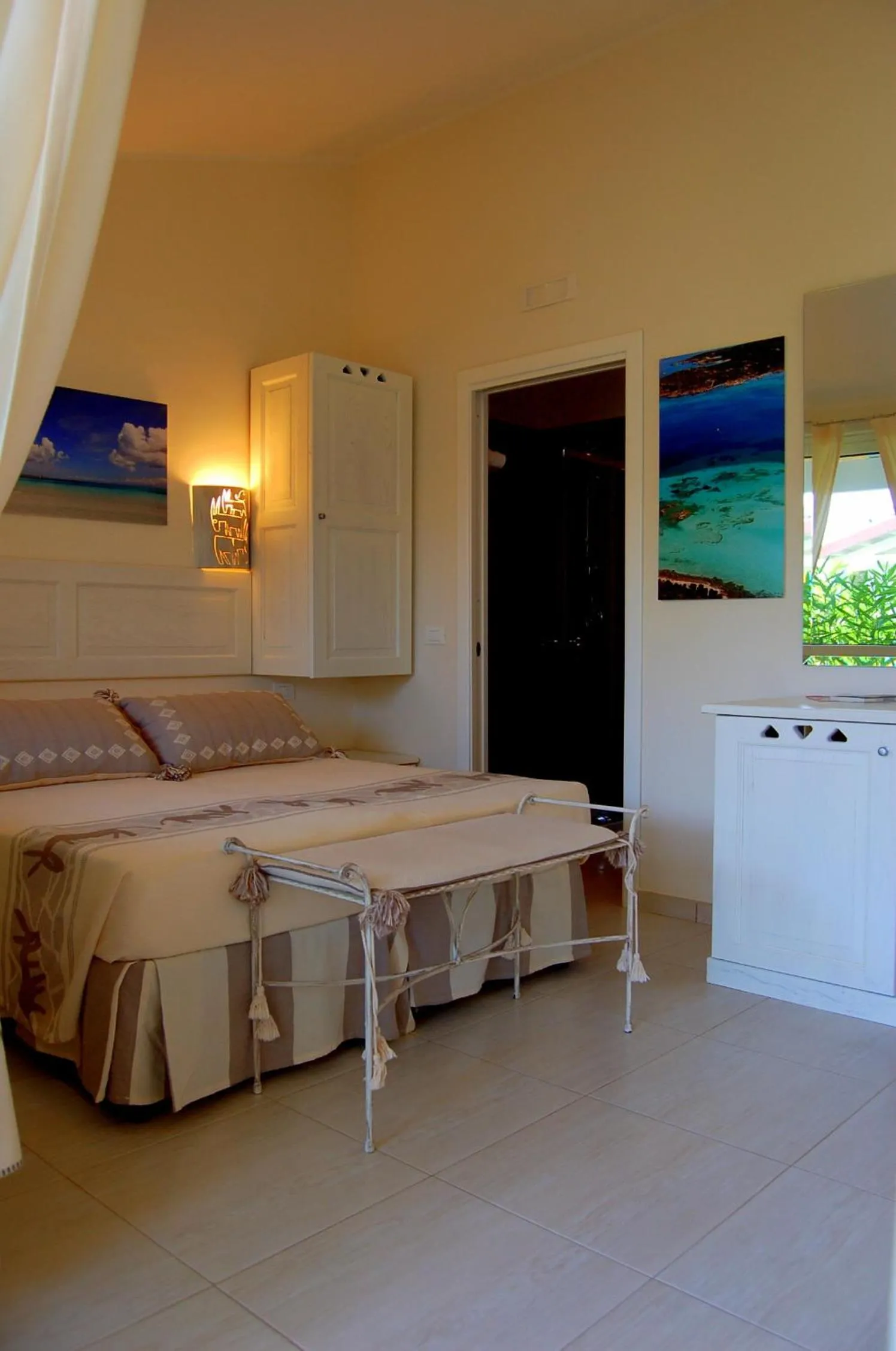 Decorative detail, Bed in Hotel Budoni Beach