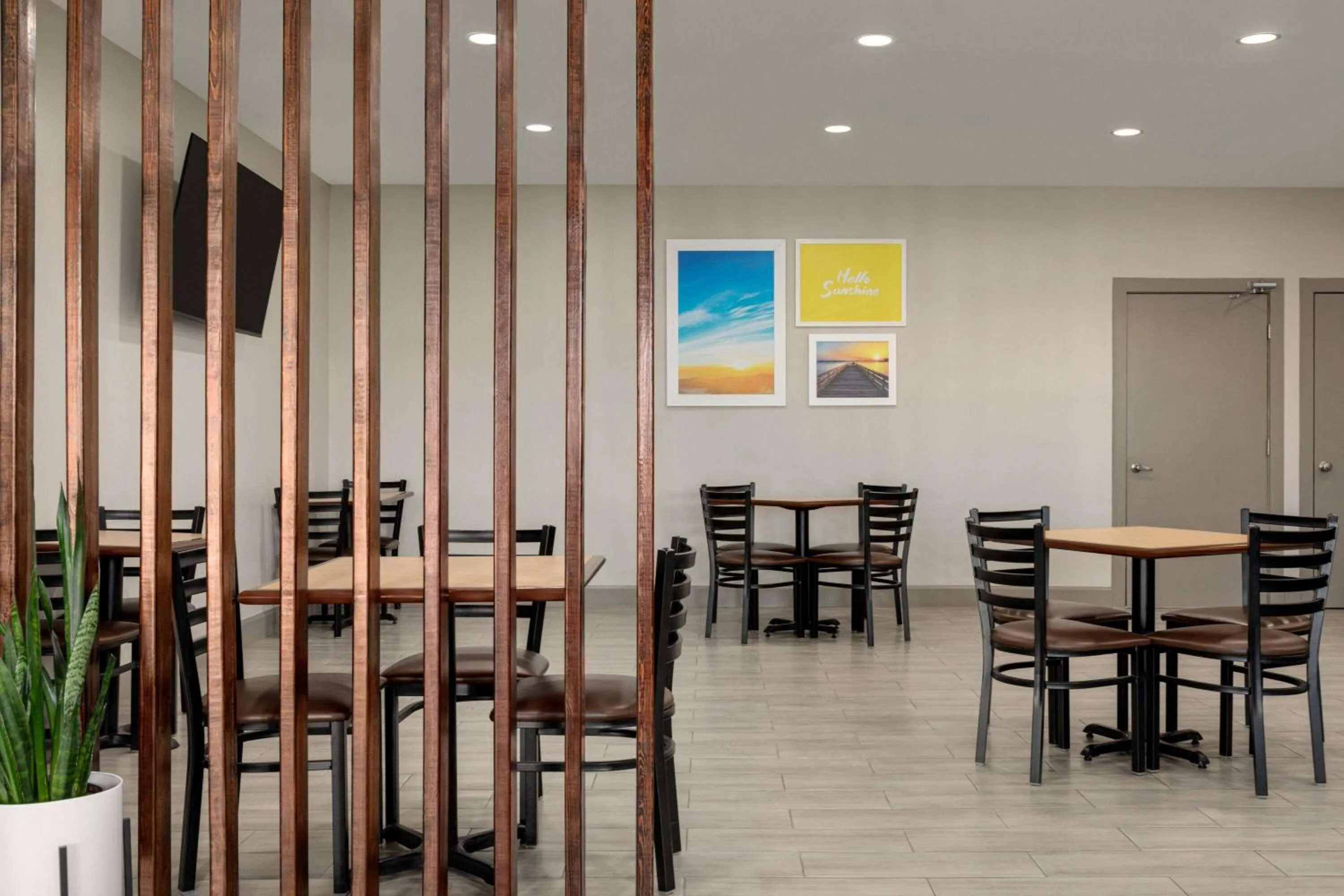 Breakfast in Days Inn by Wyndham Emporia