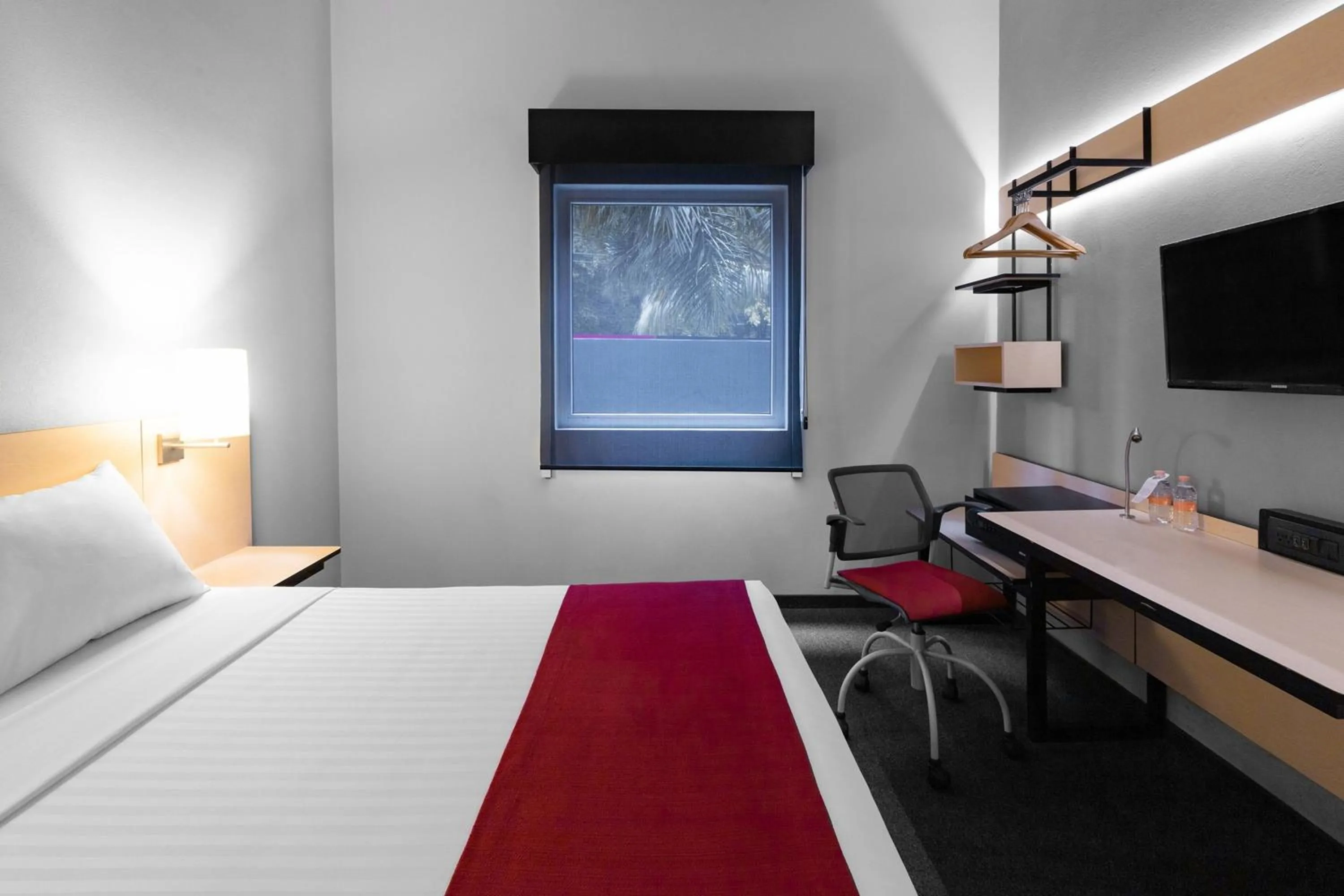 Bedroom, Bed in City Express Plus by Marriott Guadalajara Expo