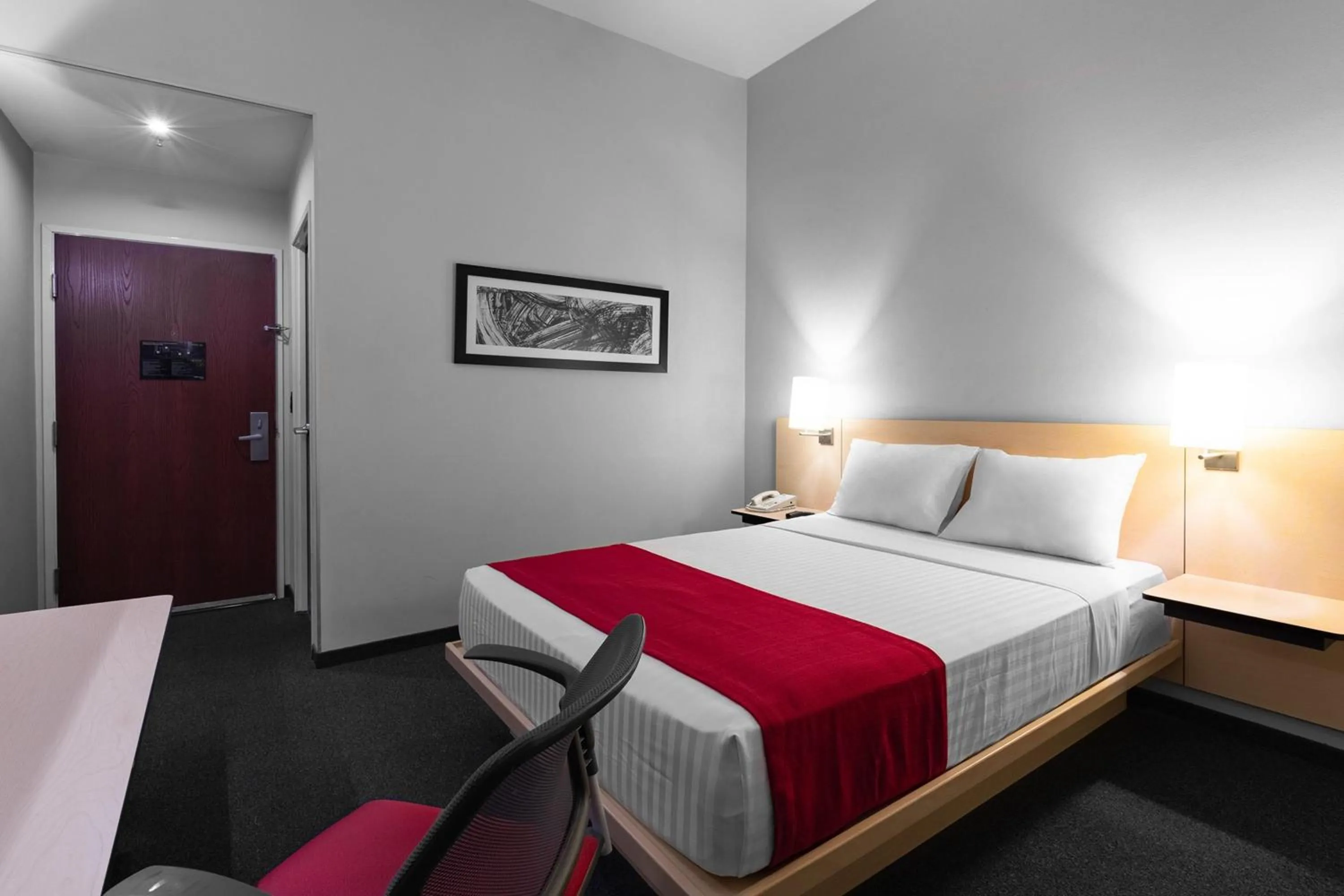 Bedroom, Bed in City Express Plus by Marriott Guadalajara Expo