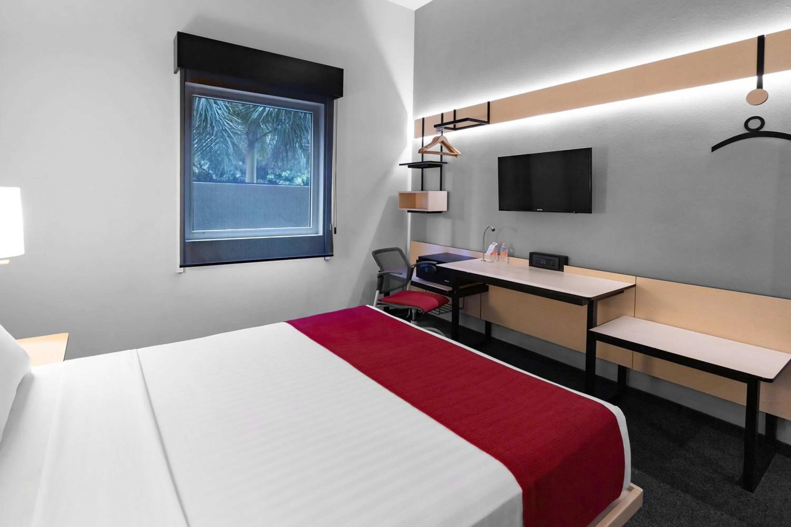 Bedroom, Bed in City Express Plus by Marriott Guadalajara Expo