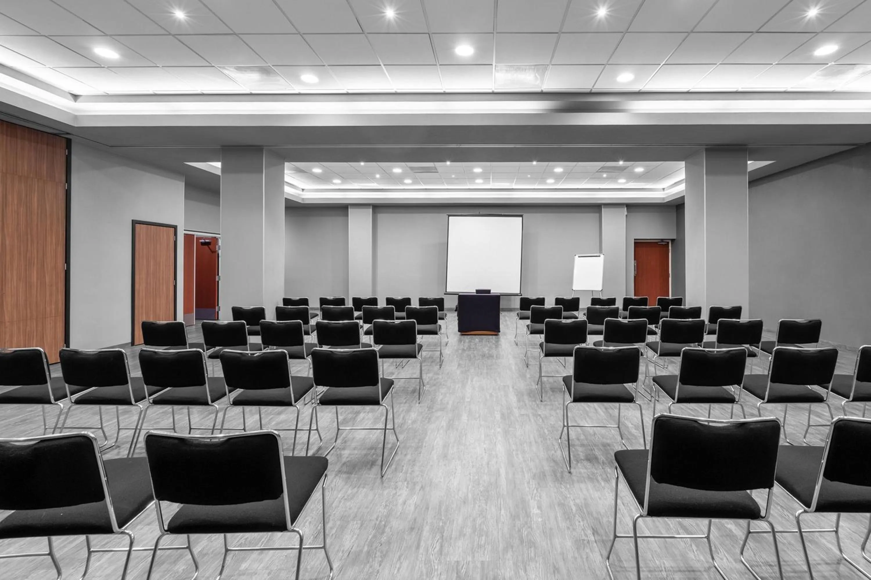Meeting/conference room in City Express Plus by Marriott Guadalajara Expo