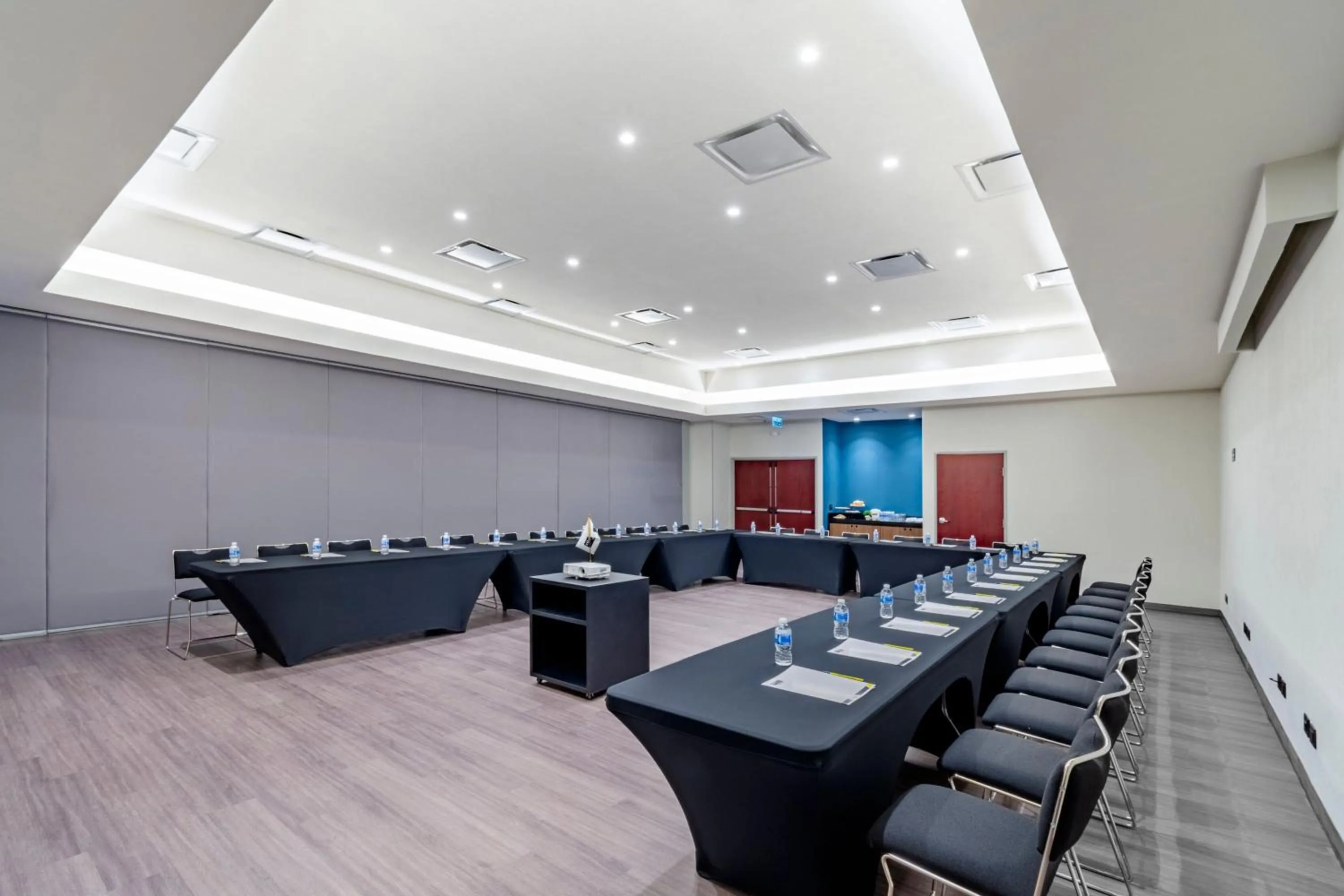 Meeting/conference room in City Express by Marriott Hermosillo