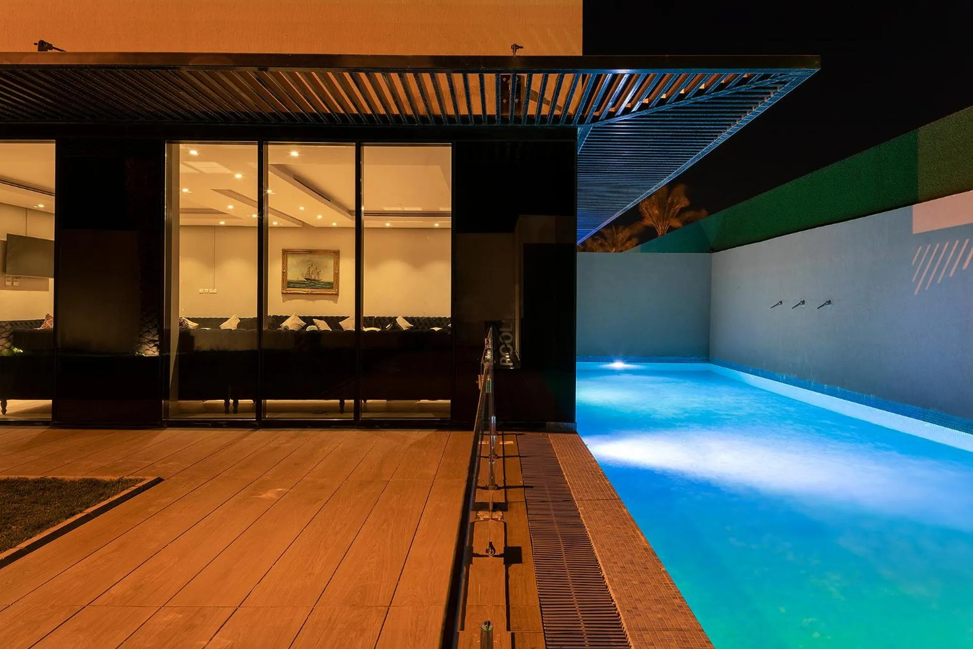 Swimming pool in The One Hotel Resorts - Riyadh