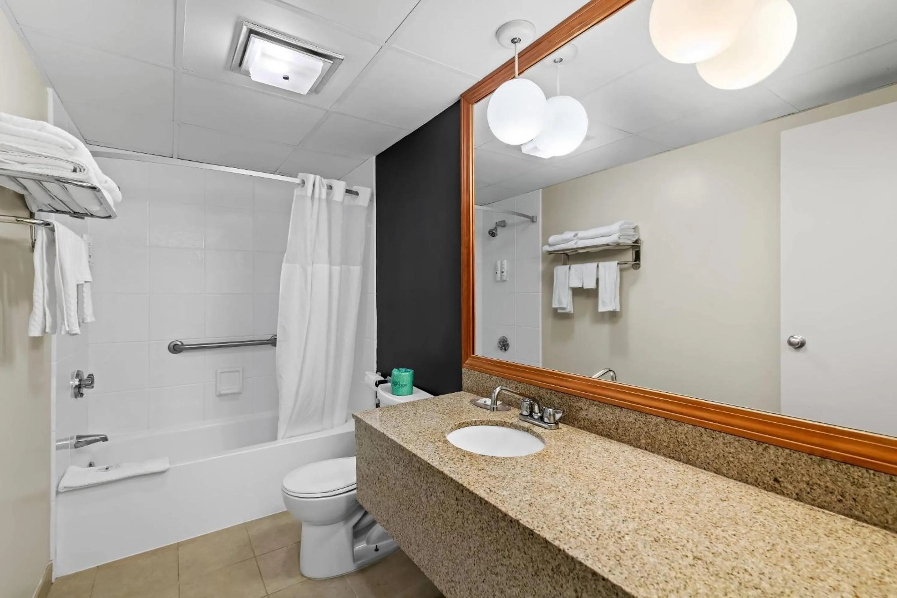 Bedroom in Quality Inn Bangor Airport