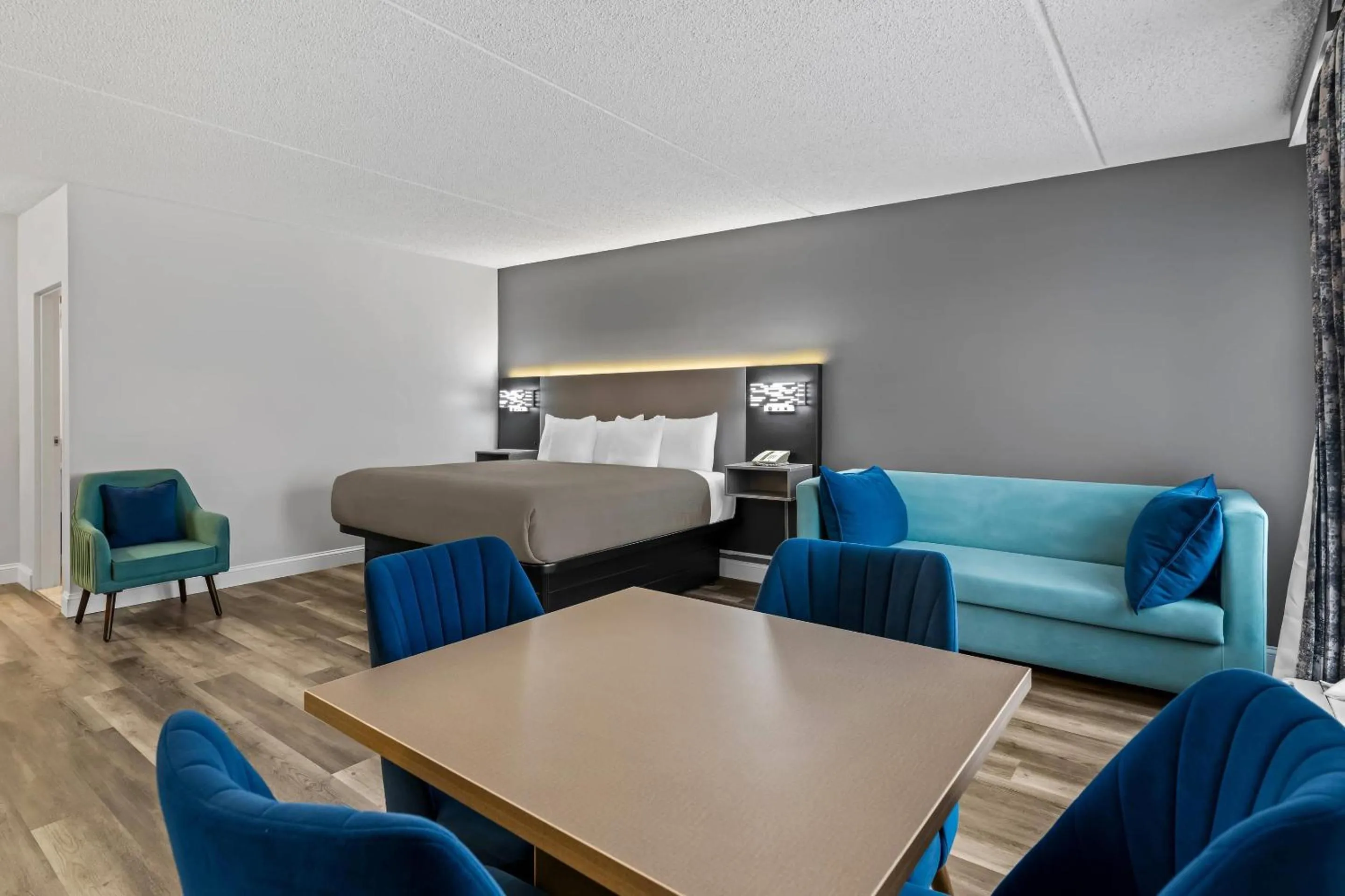 Bedroom, Bed in Quality Inn Bangor Airport