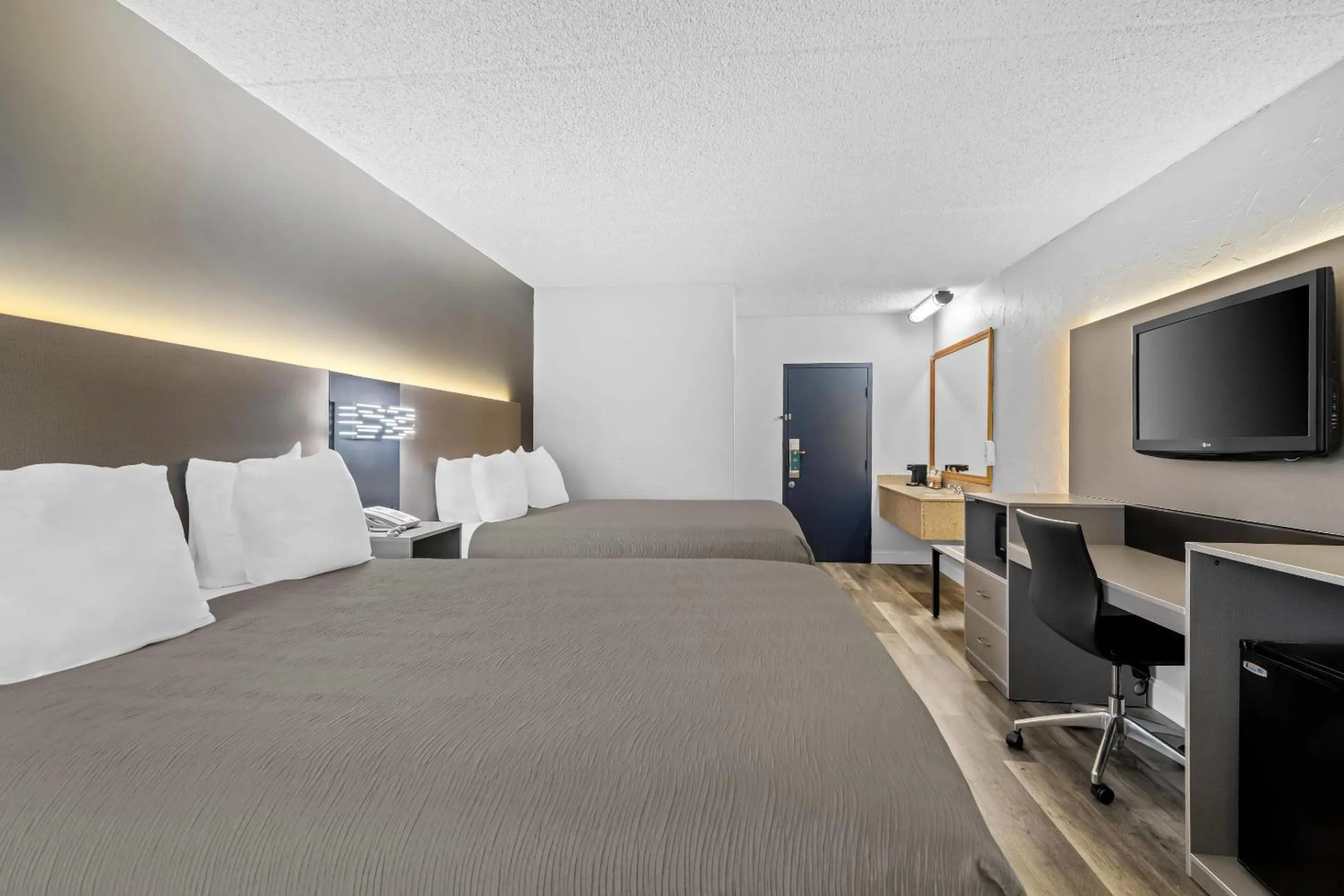 Bedroom, Bed in Quality Inn Bangor Airport