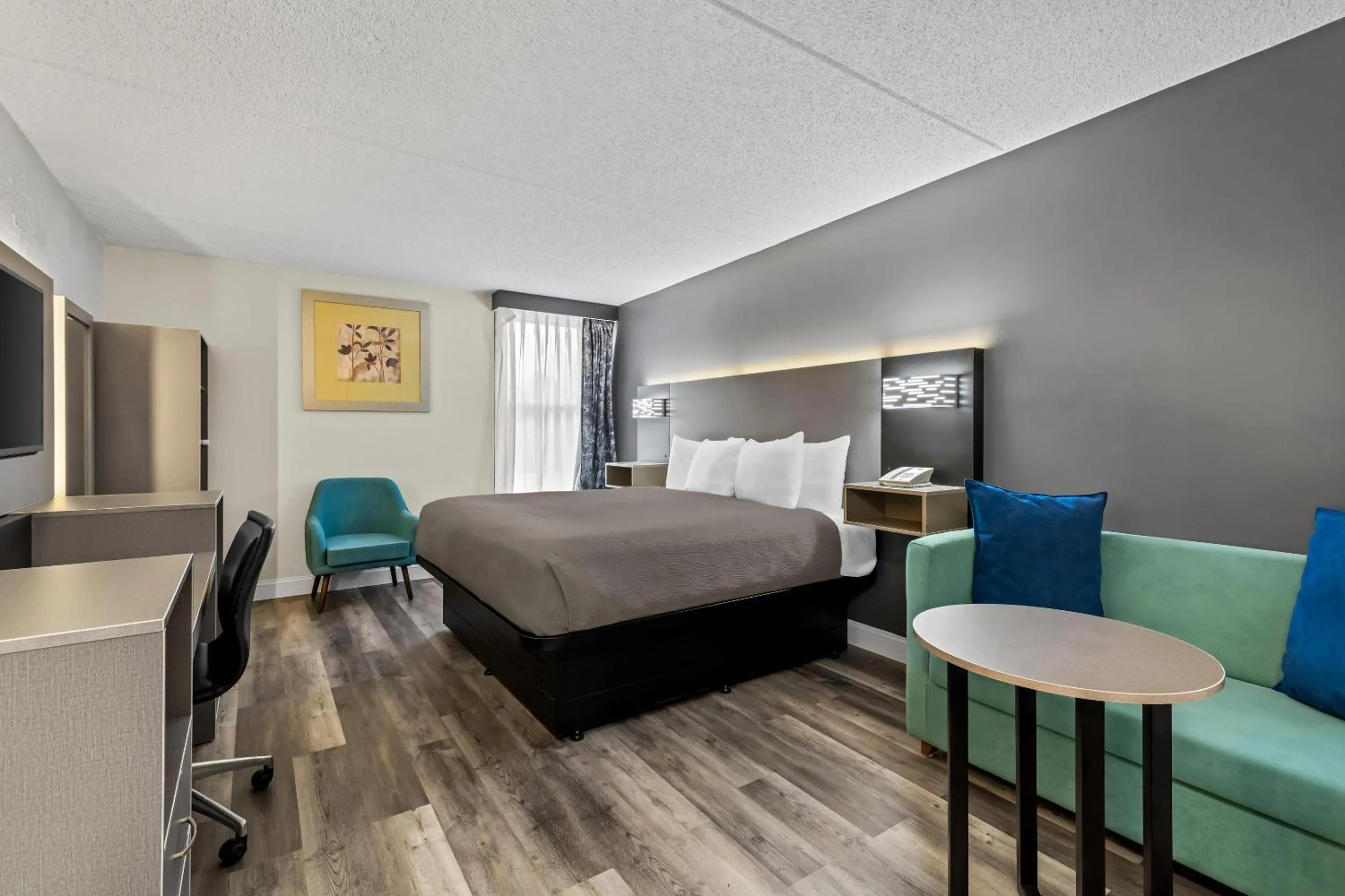 Bedroom, Bed in Quality Inn Bangor Airport