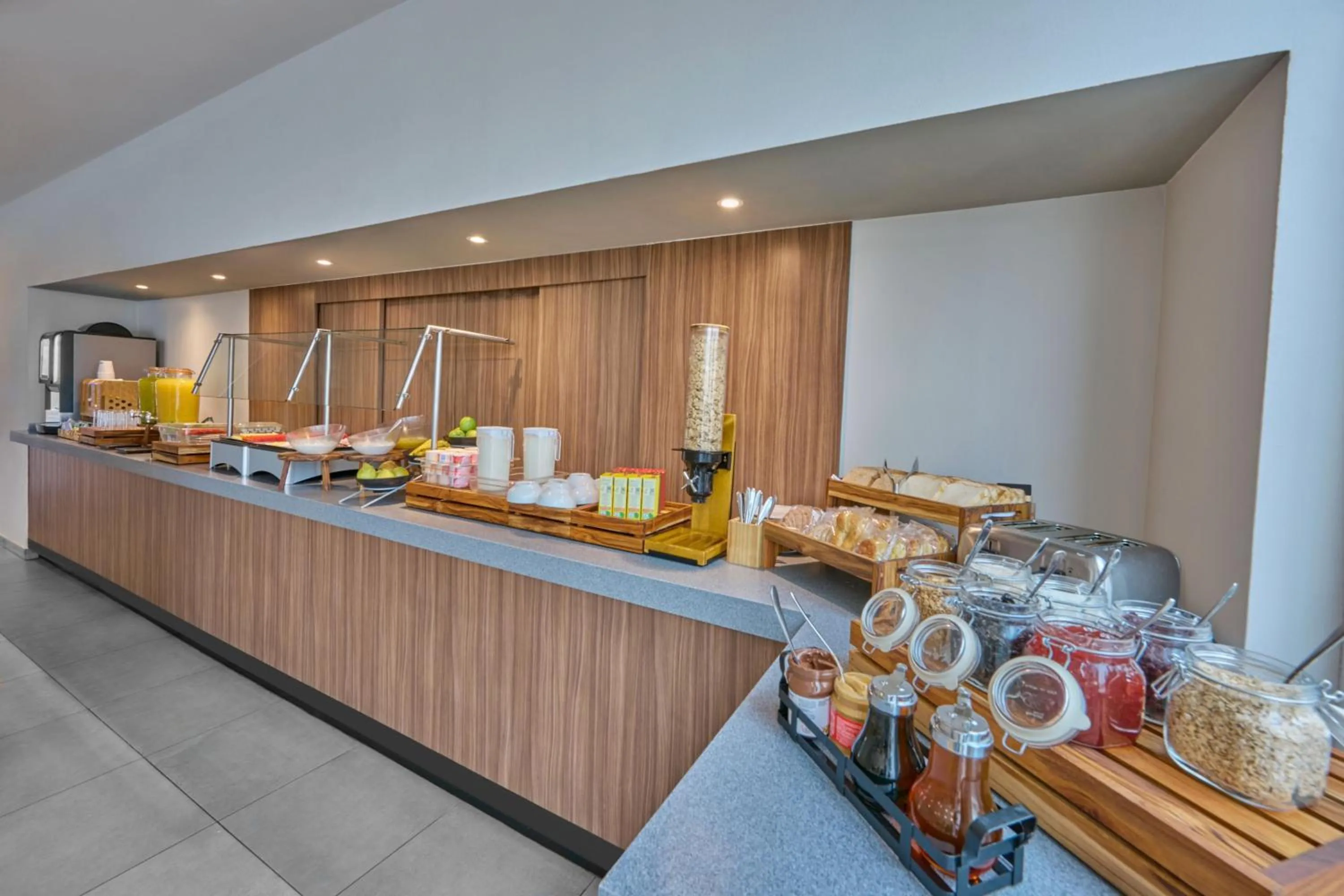 Breakfast in City Express Plus by Marriott Ciudad de México Insurgentes Sur