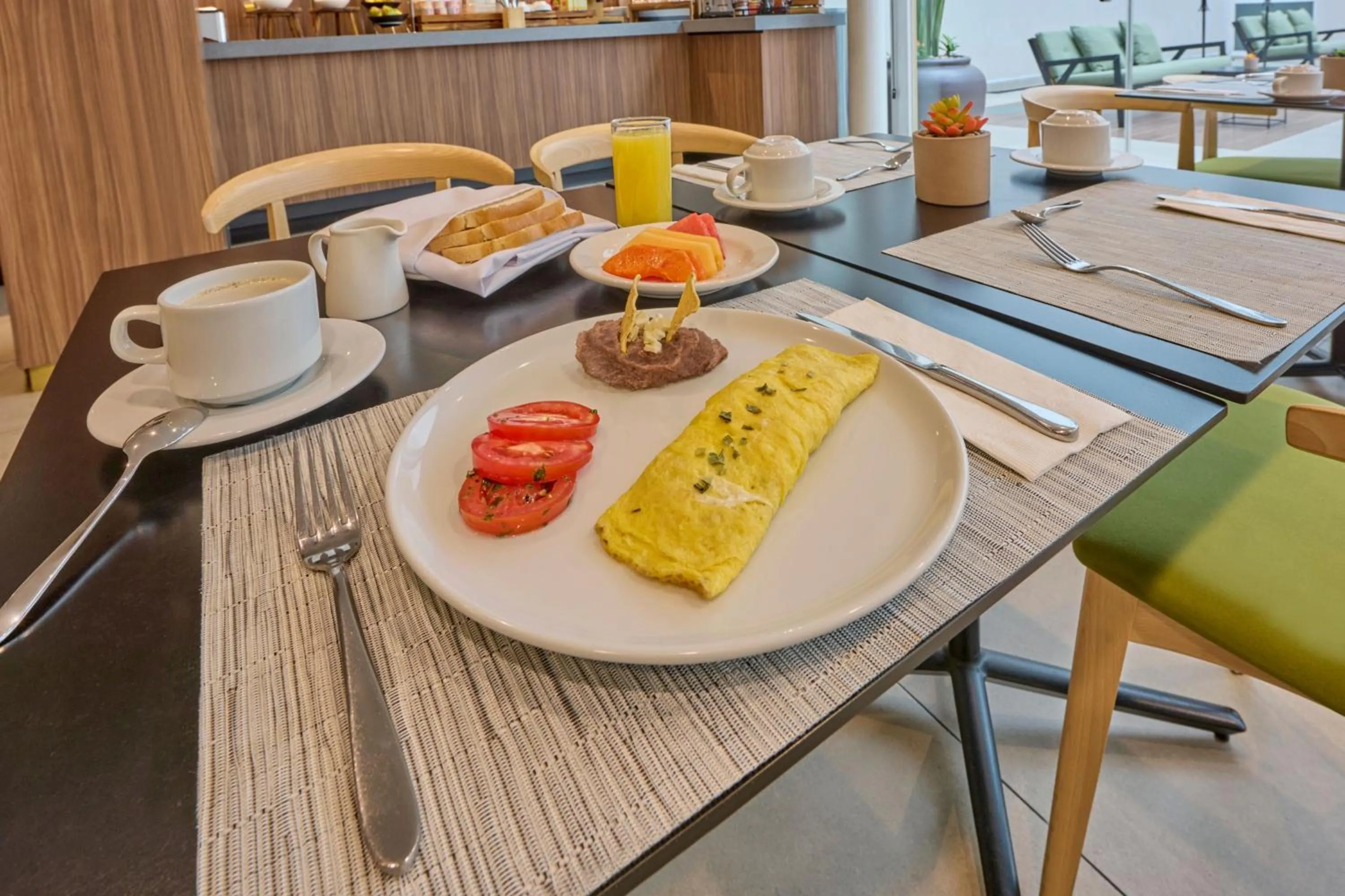 Breakfast in City Express Plus by Marriott Ciudad de México Insurgentes Sur