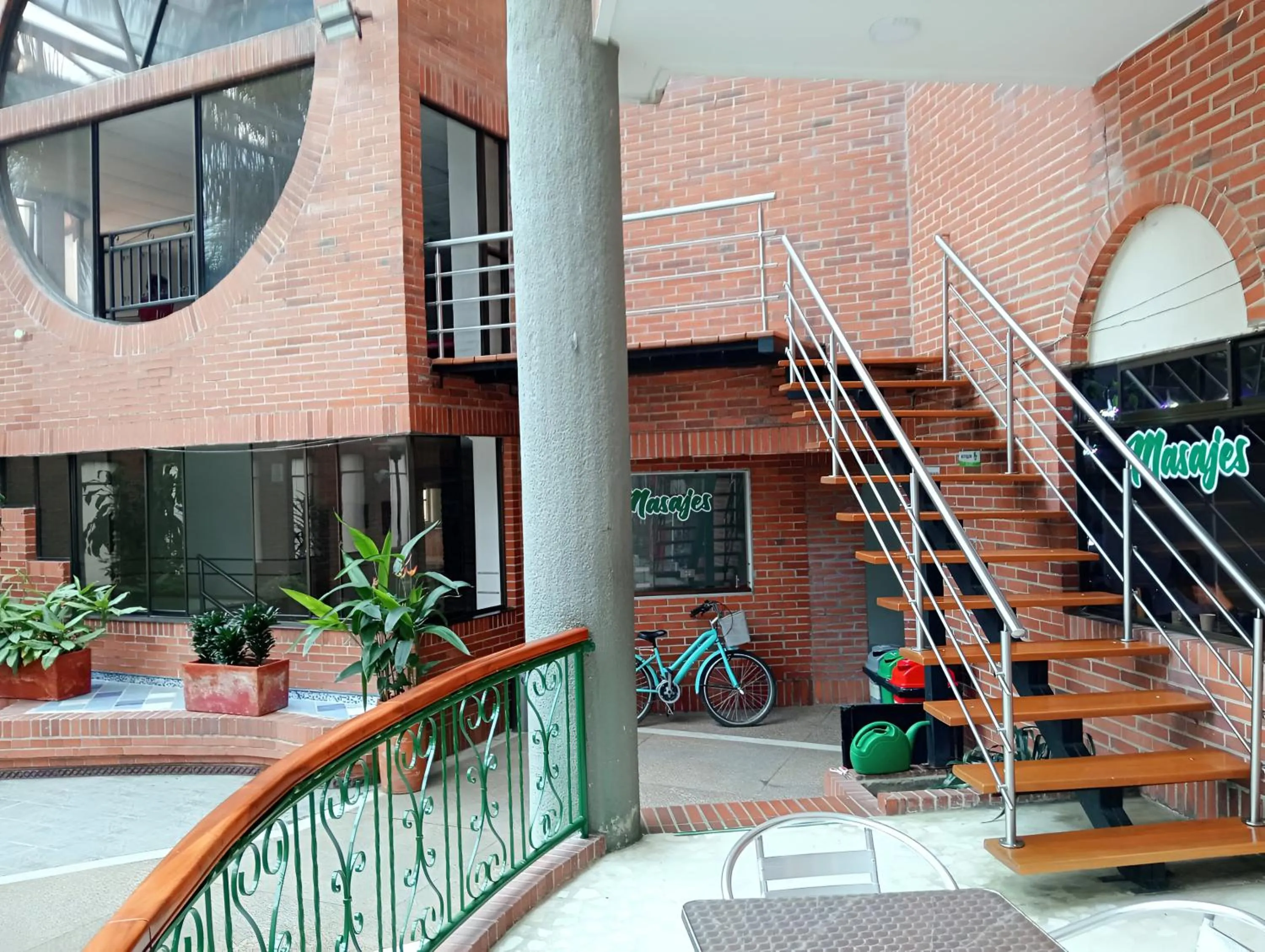 Area and facilities in Casa Morales Hotel Internacional y Centro de Convenciones