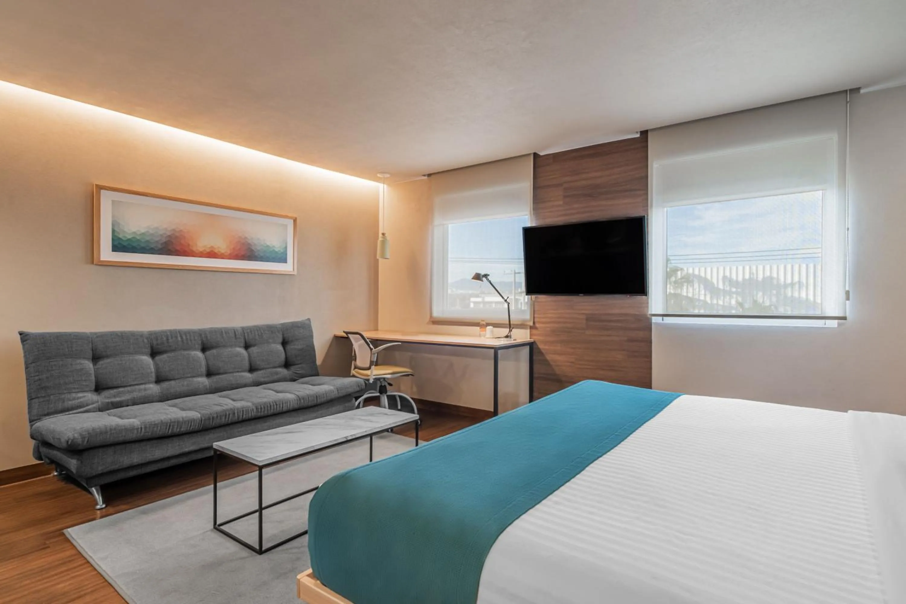 Bedroom, Bed in City Express Suites by Marriott Queretaro