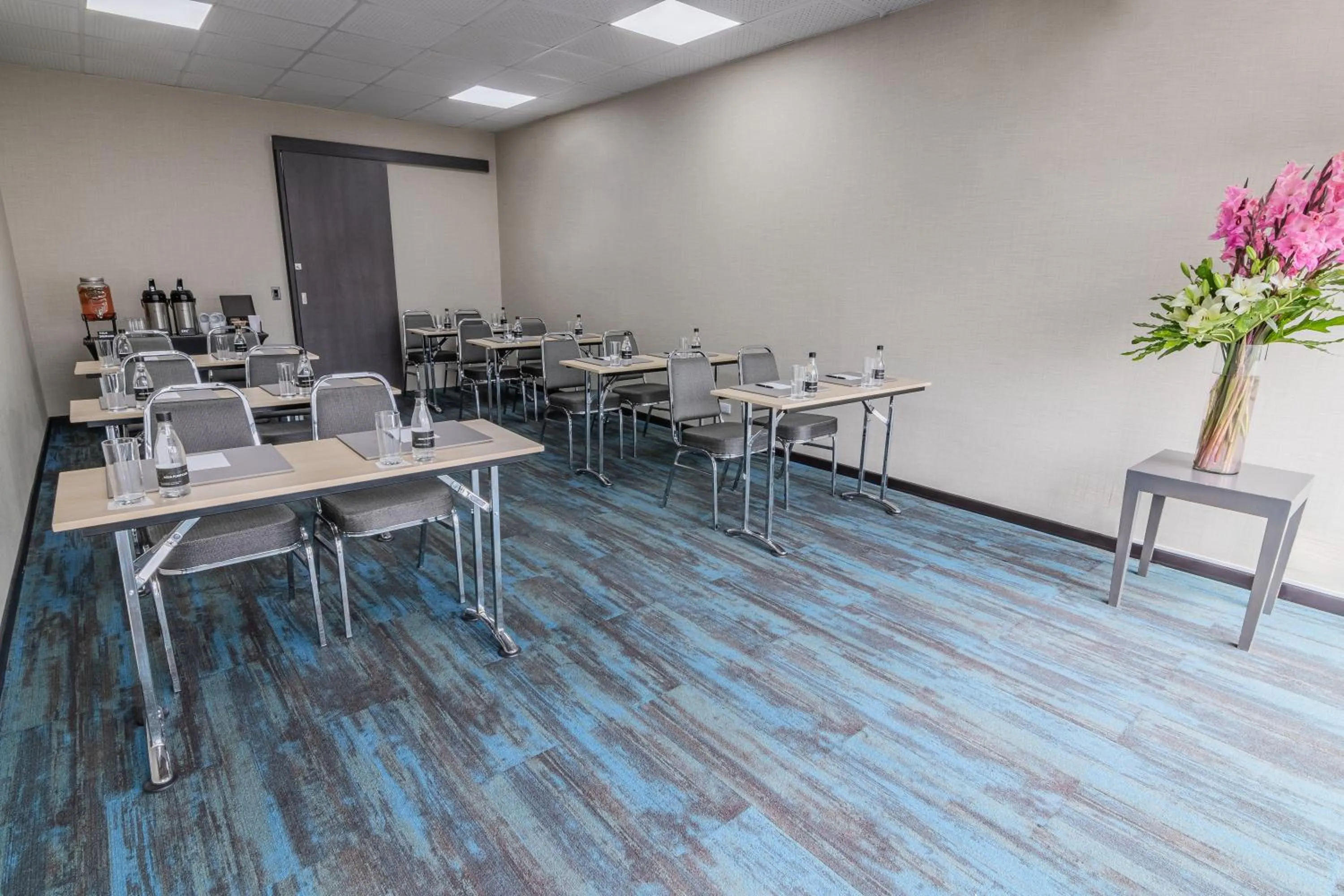 Meeting/conference room in GHL Collection 93