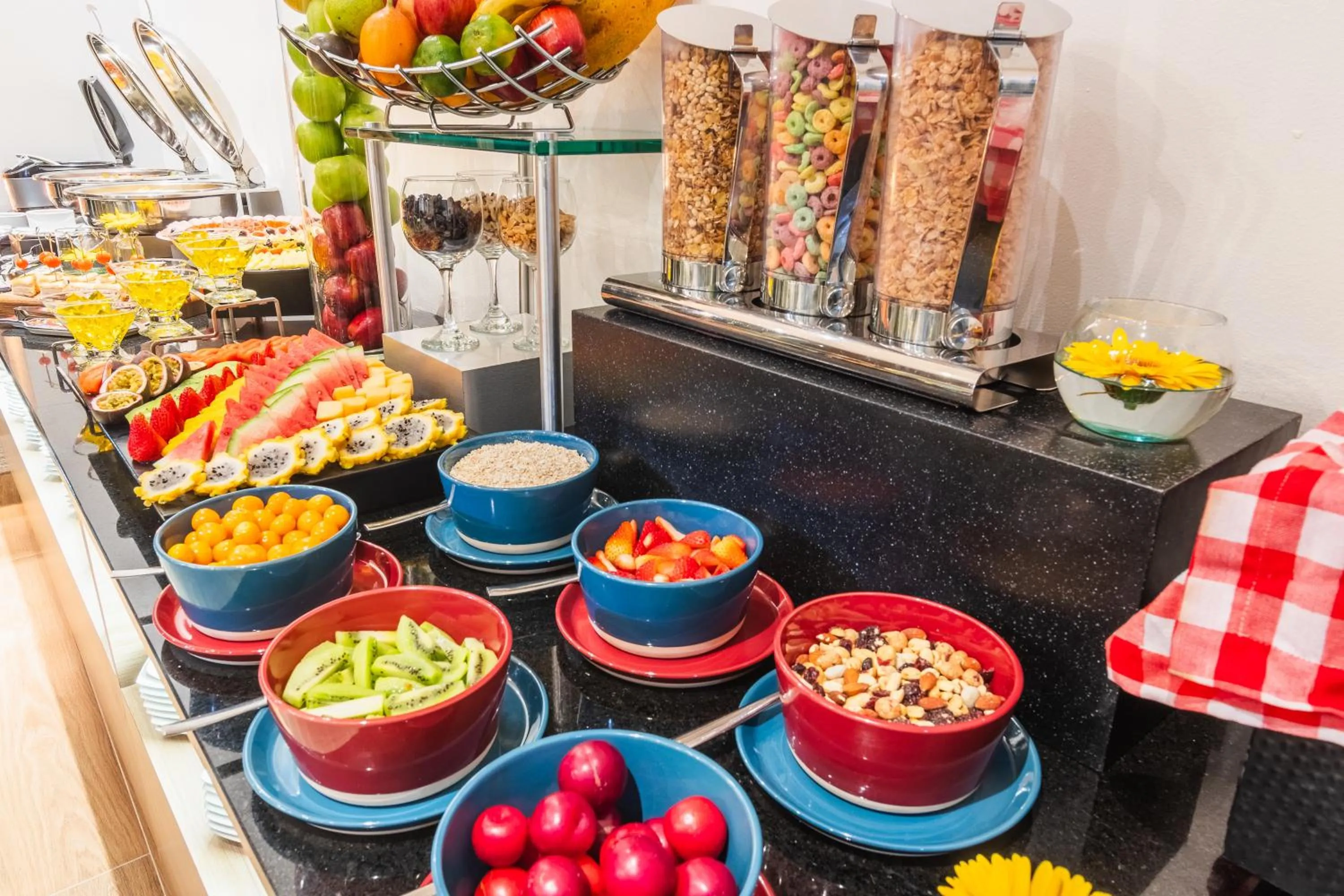 Buffet breakfast in GHL Collection 93