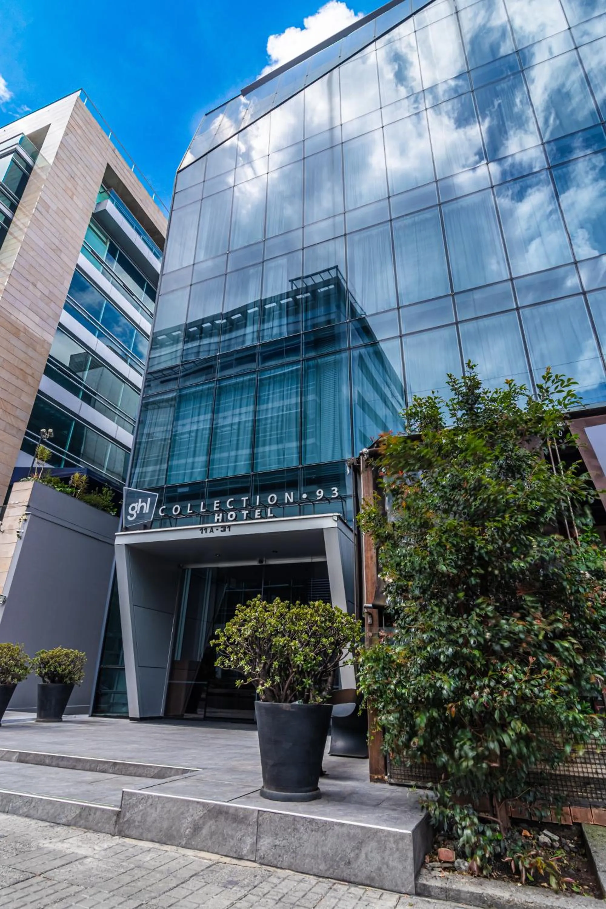 Property building in GHL Collection 93