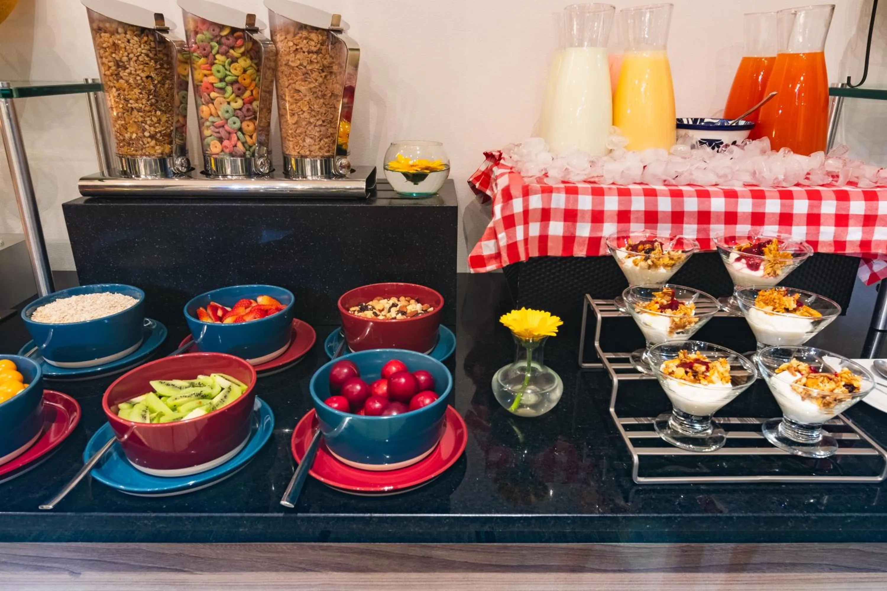 Buffet breakfast in GHL Collection 93