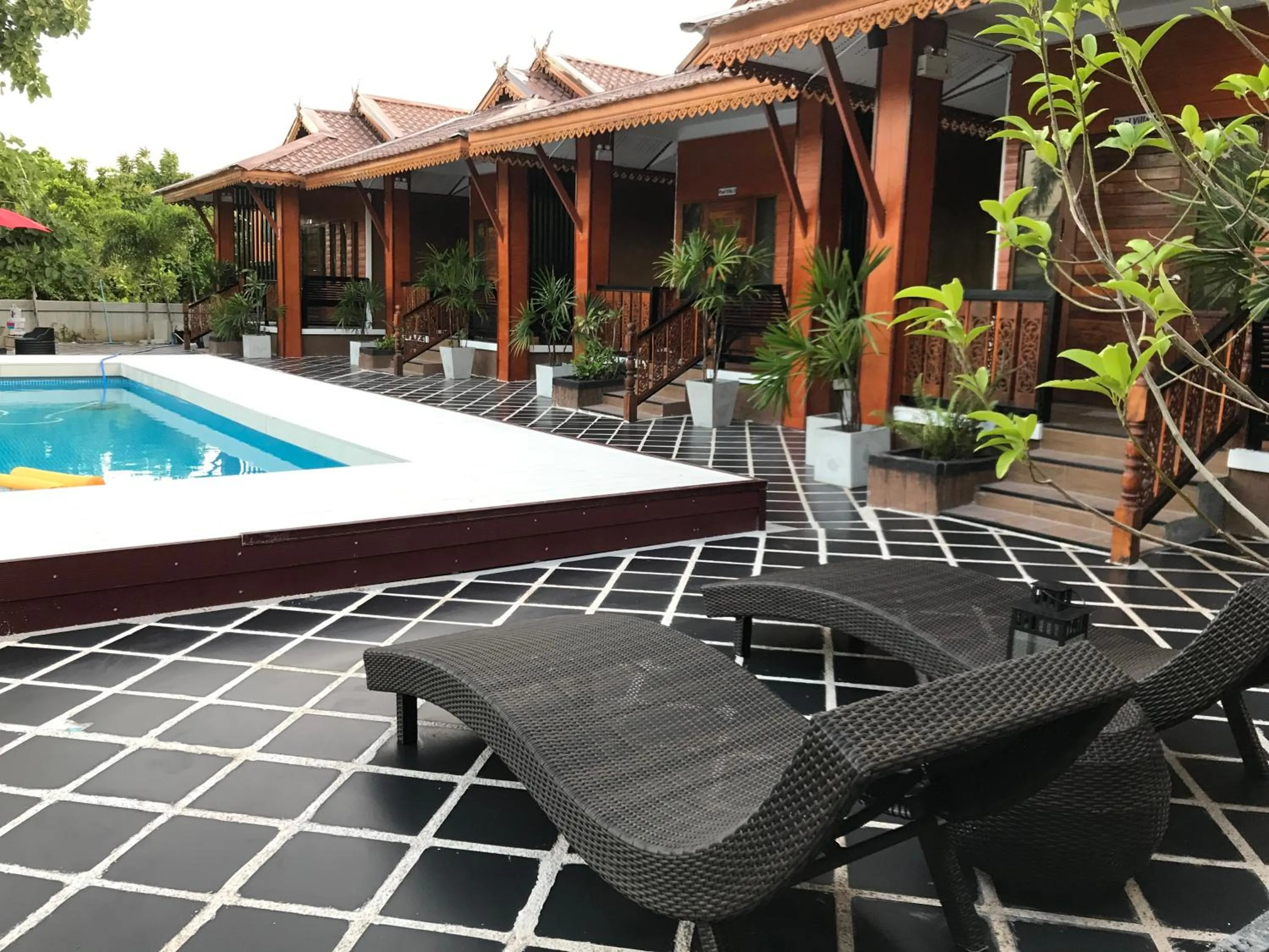 Swimming pool in Khum Lanna Boutique Hotel