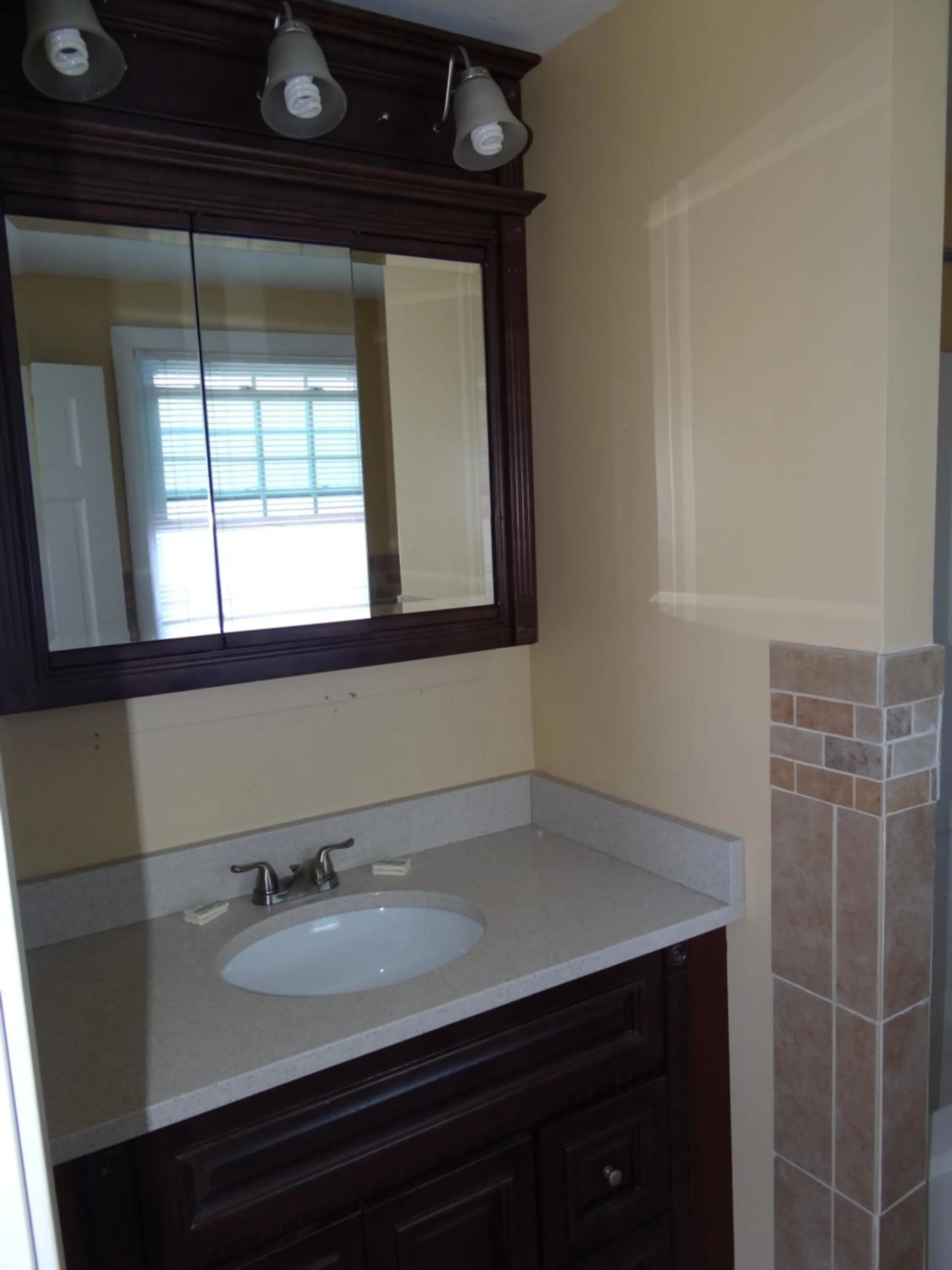 Jonathan Edwards Motel